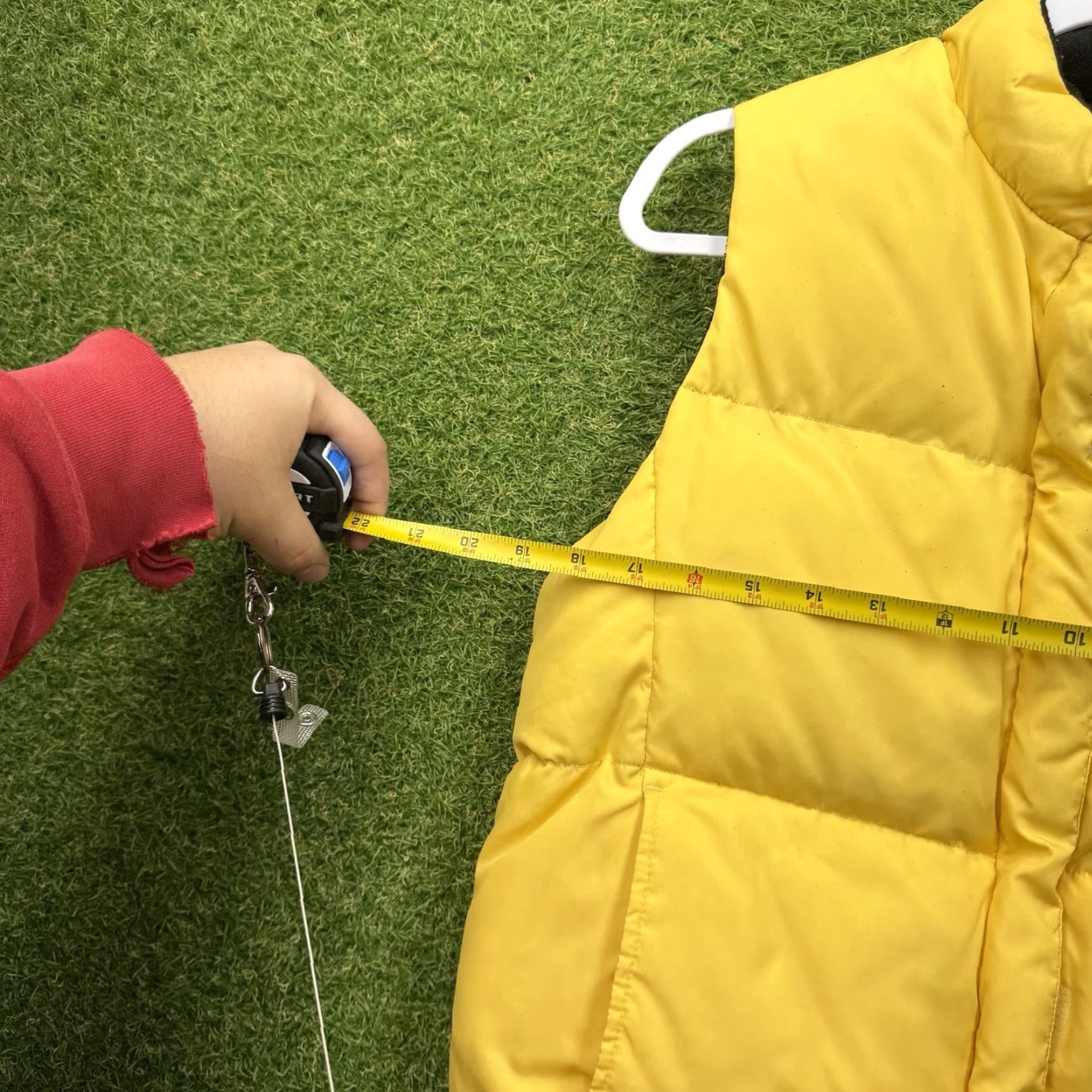 Gap GAP Down Puffer Vest Womens Medium Yellow Full Zip Fleece Lined Size M / US 6-8 / IT 42-44 - 5 Thumbnail