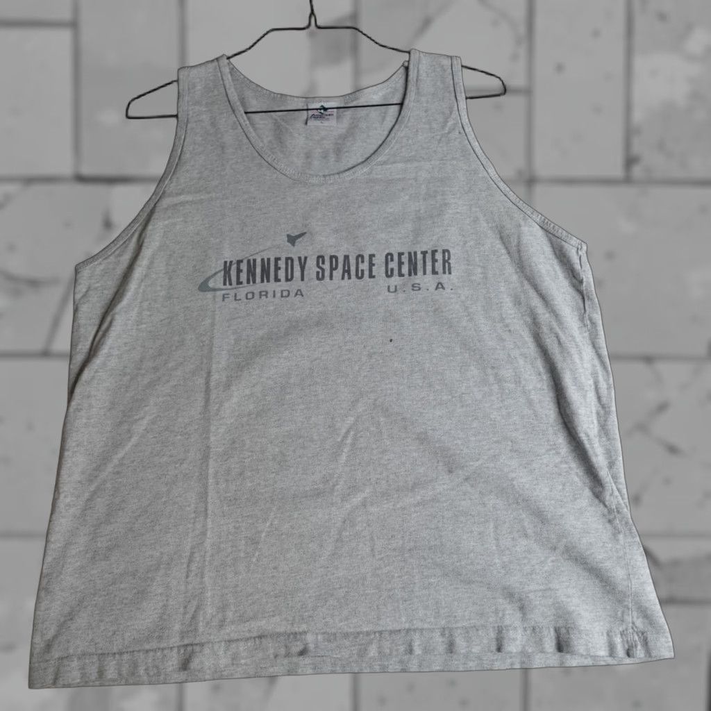Vintage VINTAGE Kennedy Space Center Shirt Large Gray Tank Top Florida USA Made T-Shirt Men Regular Cotton Jersey Graphic Print USA 1990s Size US L / EU 52-54 / 3 - 1 Thumbnail