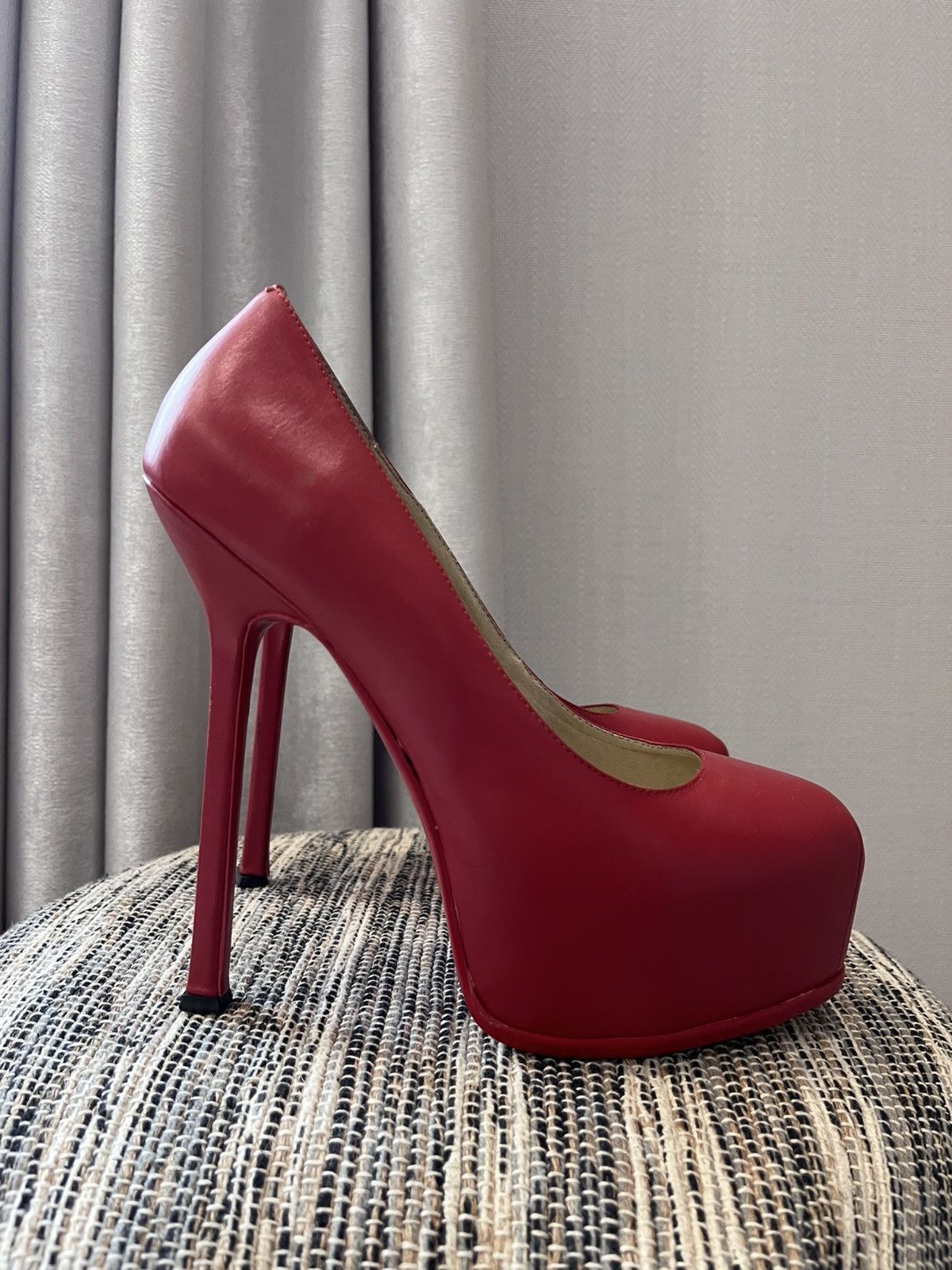 Vintage × Yves Saint Laurent Vintage Yves Saint Laurent high Heels Red Leather shoes Size US 9 / IT 39 - 2 Thumbnail