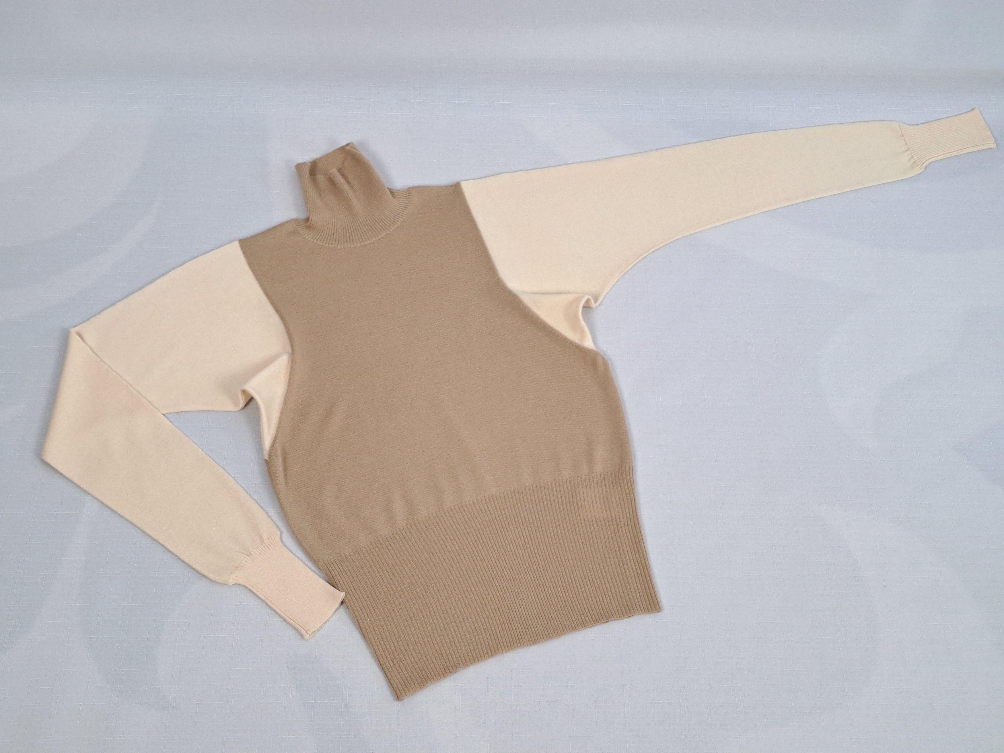 Gucci GUCCI lightweight cashmere turtleneck jumper. Size S / US 4 / IT 40 - 7 Thumbnail