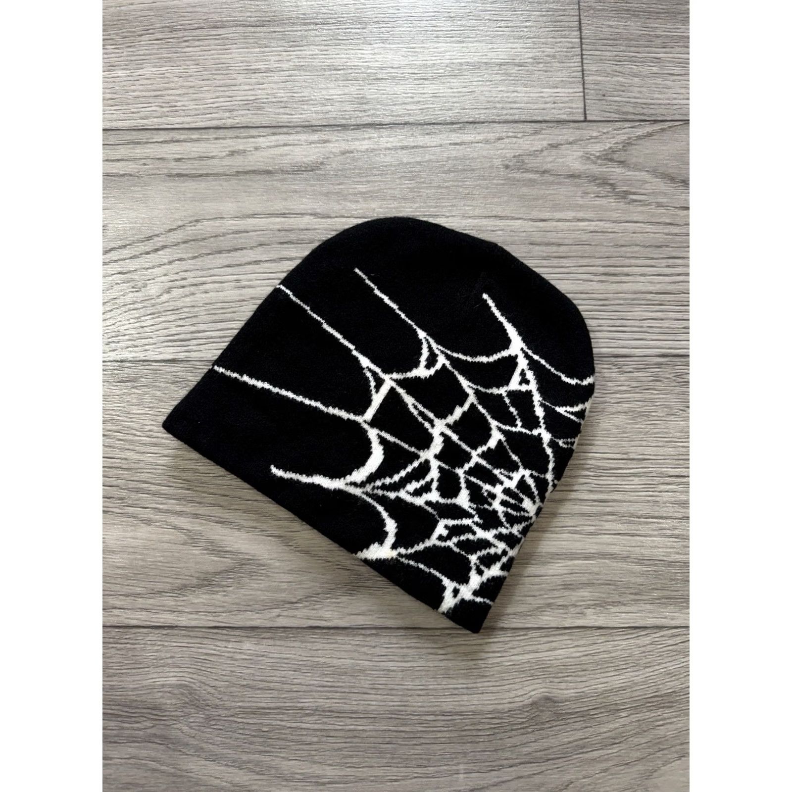 Vintage VINTAGE Beanie Hat Unisex Adults One Size Black Spider Web 90s 2000s Mens Womens Size ONE SIZE - 2 Thumbnail