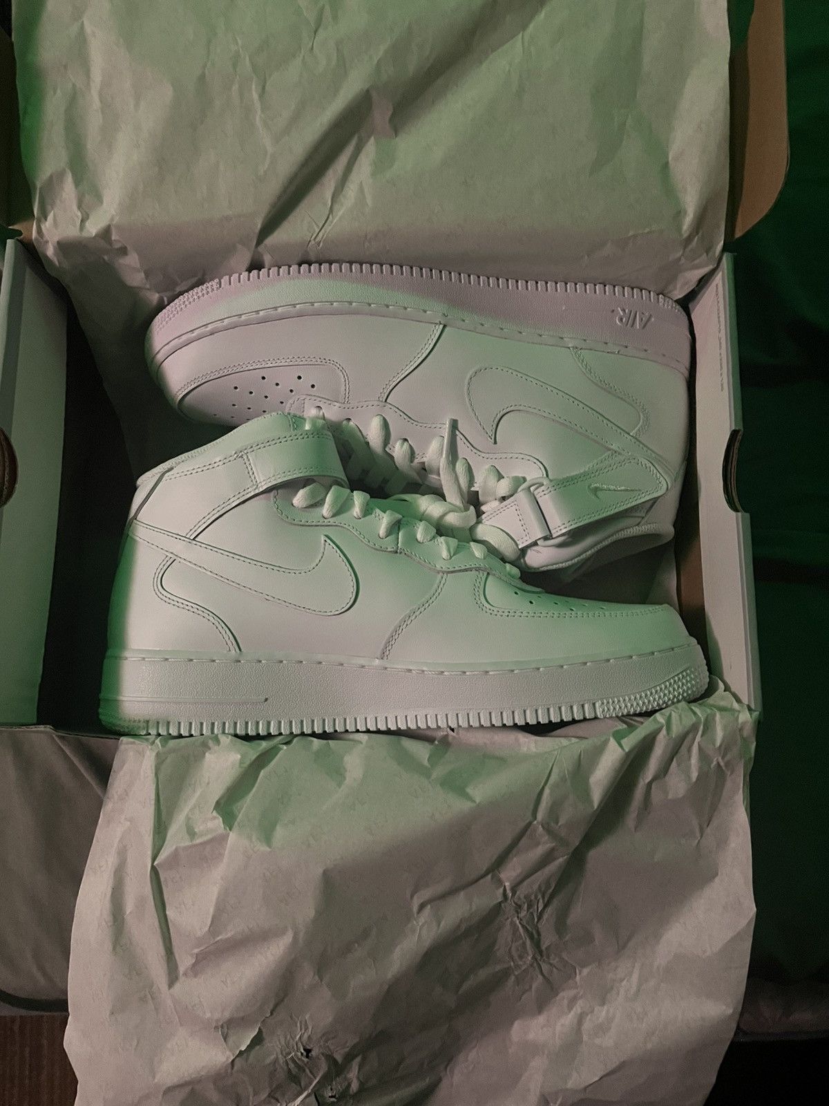 Nike Nike Air Force triple white Size US 11.5 / EU 44-45 - 2 Thumbnail