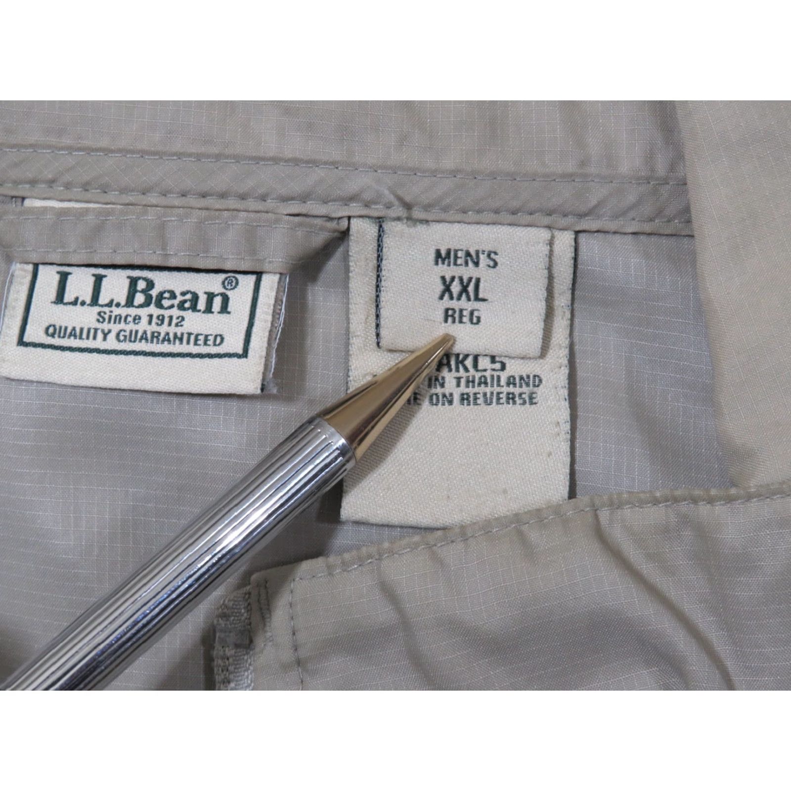 Vintage VINTAGE L.L. Bean Jacket Men 2XL Windbreaker Lightweigth Pockets Full Zip Tan Brown 80s 90s Mens Size US XXL / EU 58 / 5 - 6 Thumbnail