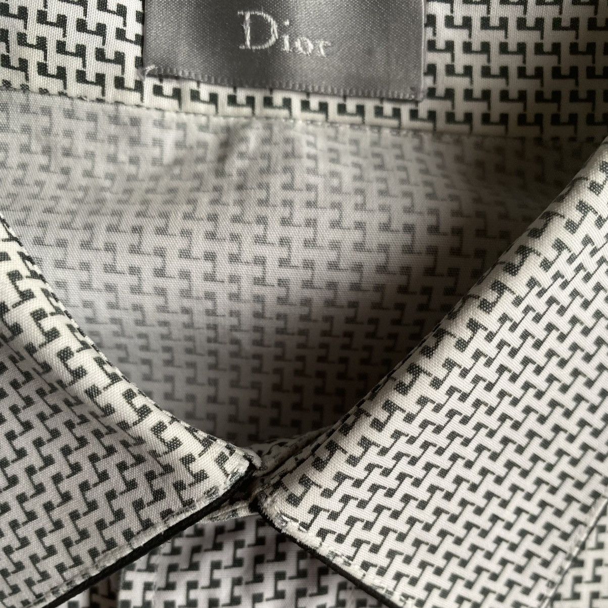 Dior Fall05 “In The Morning” Graphic Shirt Size US S / EU 44-46 / 1 - 3 Thumbnail