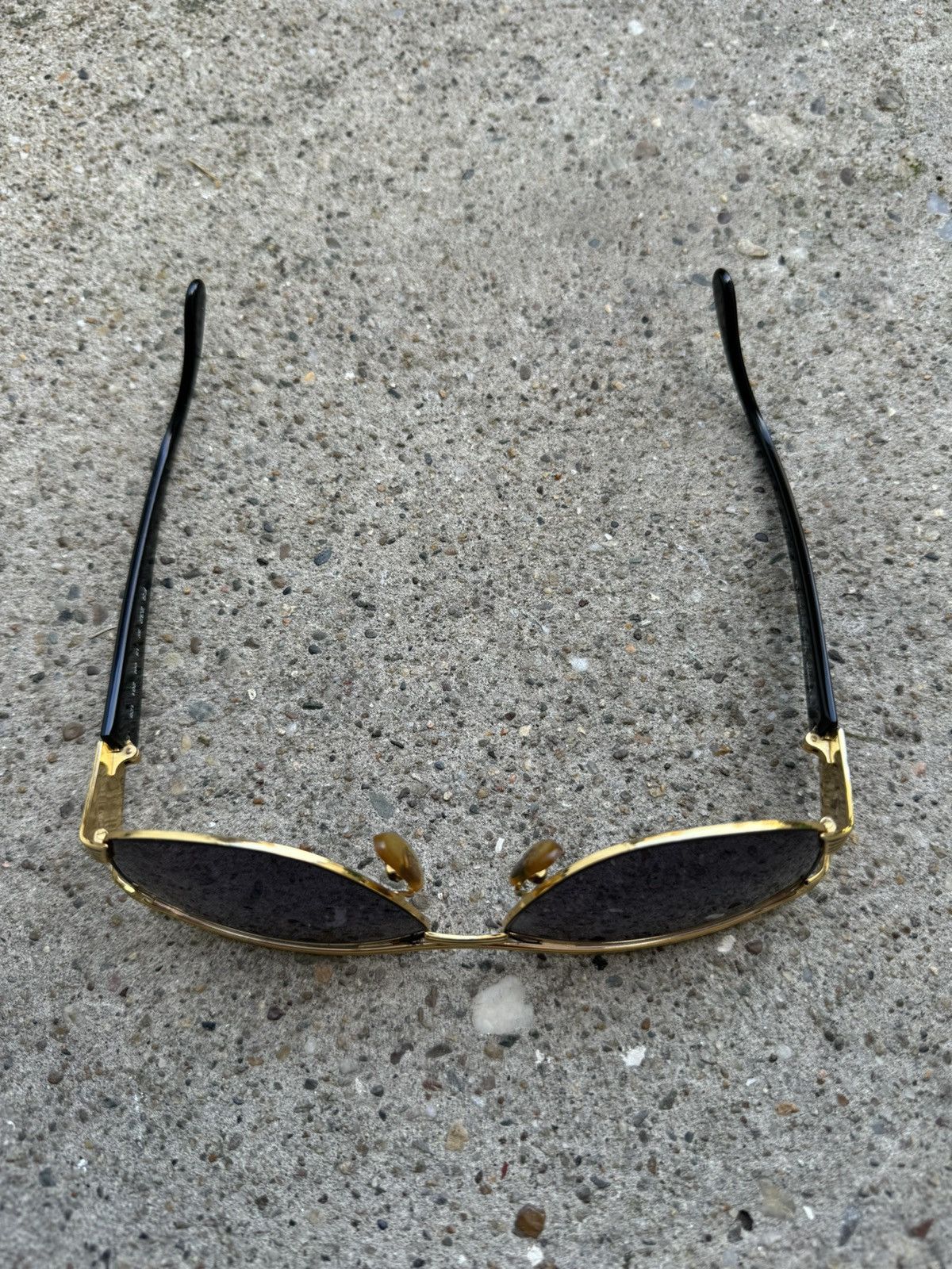 Fendi Vintage Fendi (FS 232 201) Sunglasses original case. (Rare) Size ONE SIZE - 4 Thumbnail