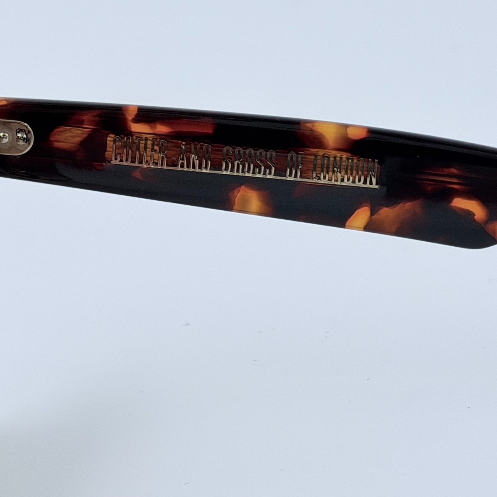 Cutler and Gross NEW Cutler and Gross 1348 Black Dark Turtle Gold CQ1348S Size ONE SIZE - 7 Thumbnail