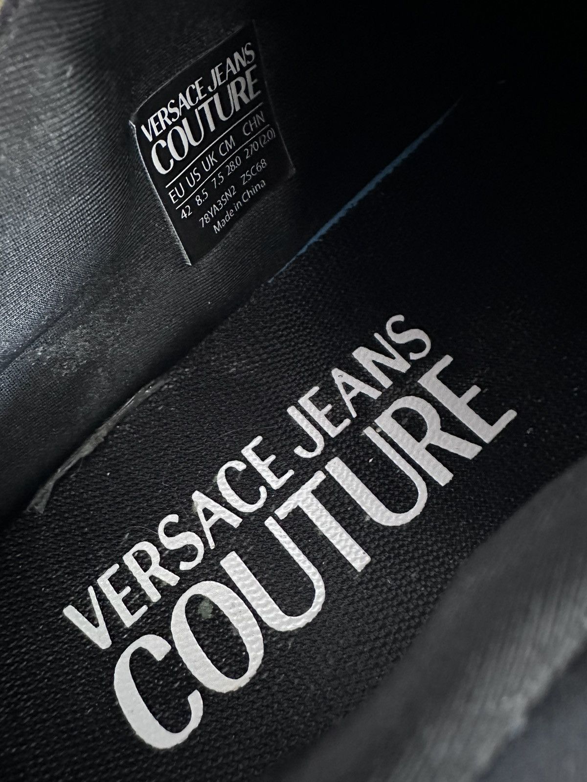 Versace Jeans Couture Versace Jeans Couture OUTLINE BAROCCO HYBER SNEAKERS US8.5 Size US 8.5 / EU 41-42 - 9 Thumbnail