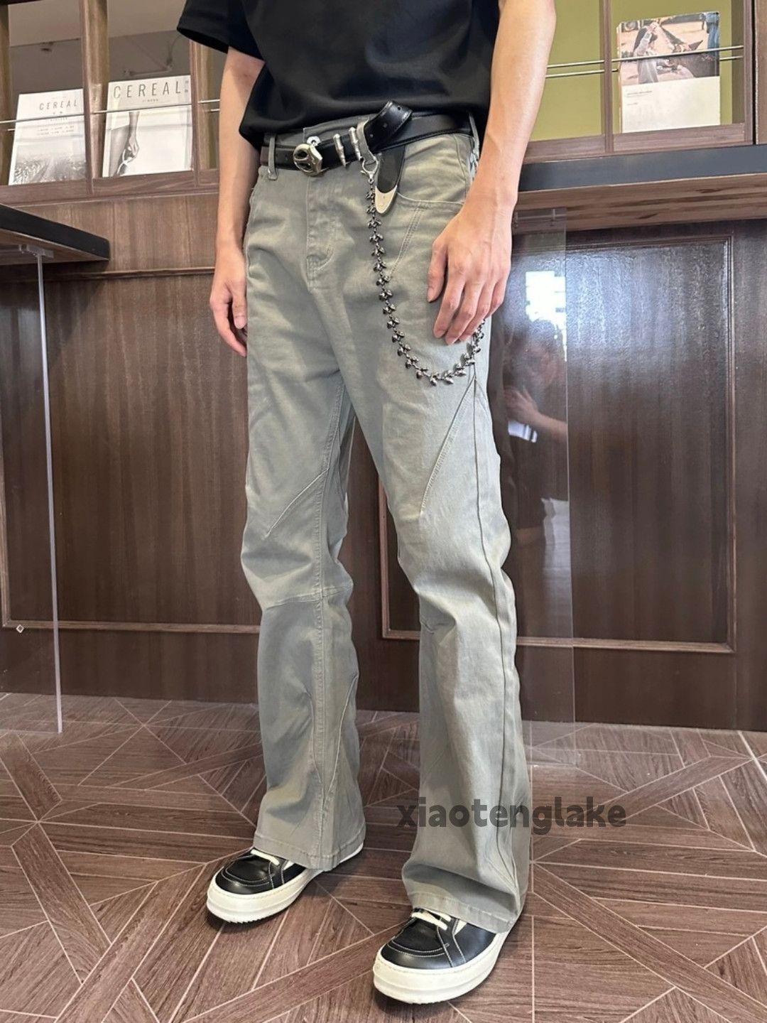Jean Unisex washed faded cleanfit yuppie y2k punk jeans Size US 32 / EU 48 - 3 Thumbnail