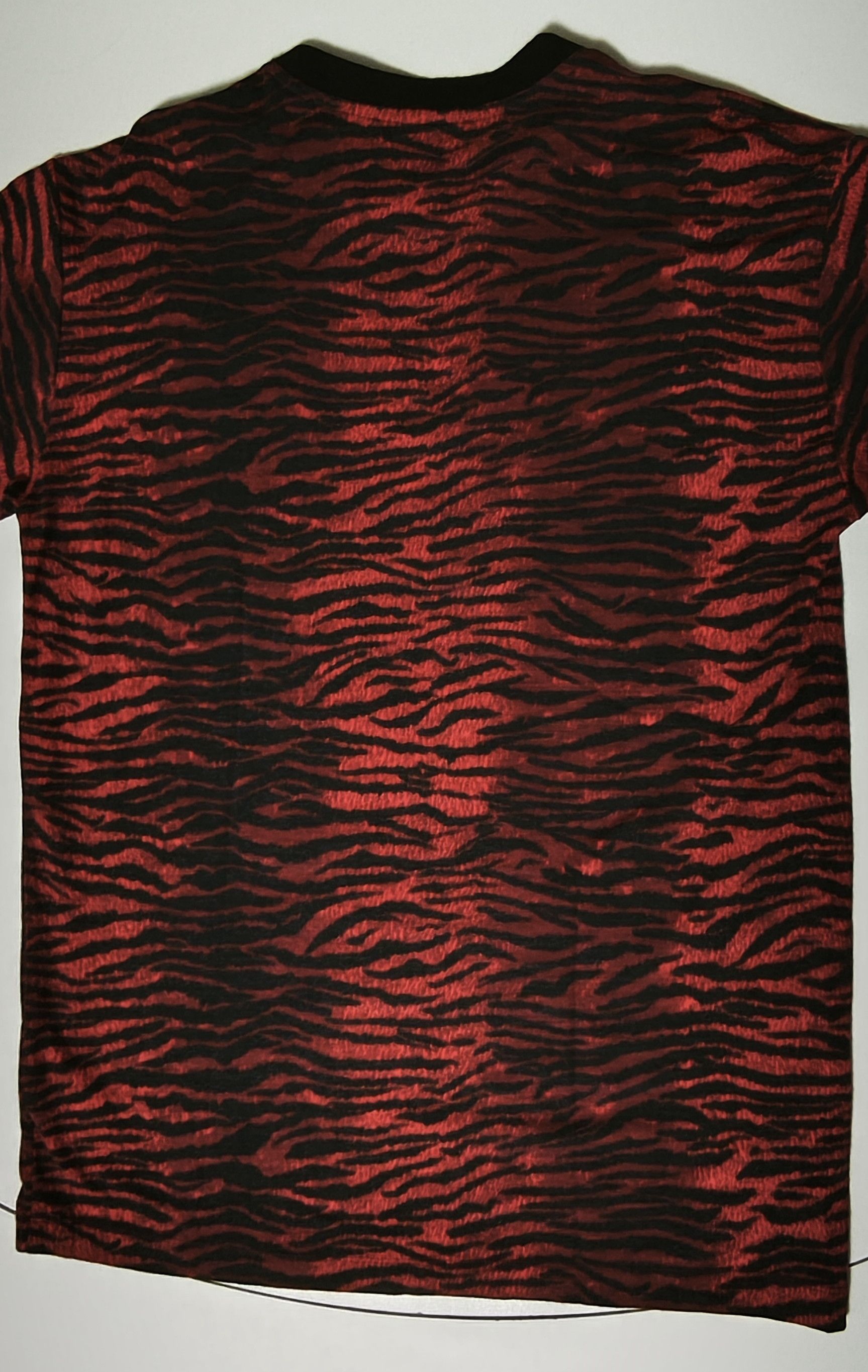 Kenzo Red wool T-shirt with tiger print Size US M / EU 48-50 / 2 - 15 Thumbnail