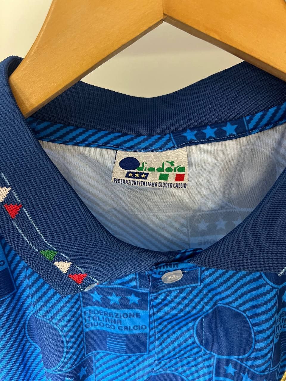 Vintage VERY RARE DIADORA ITALY RETRO SOCCER JERSEY BAGGIO 10 90s Size US L / EU 52-54 / 3 - 7 Thumbnail
