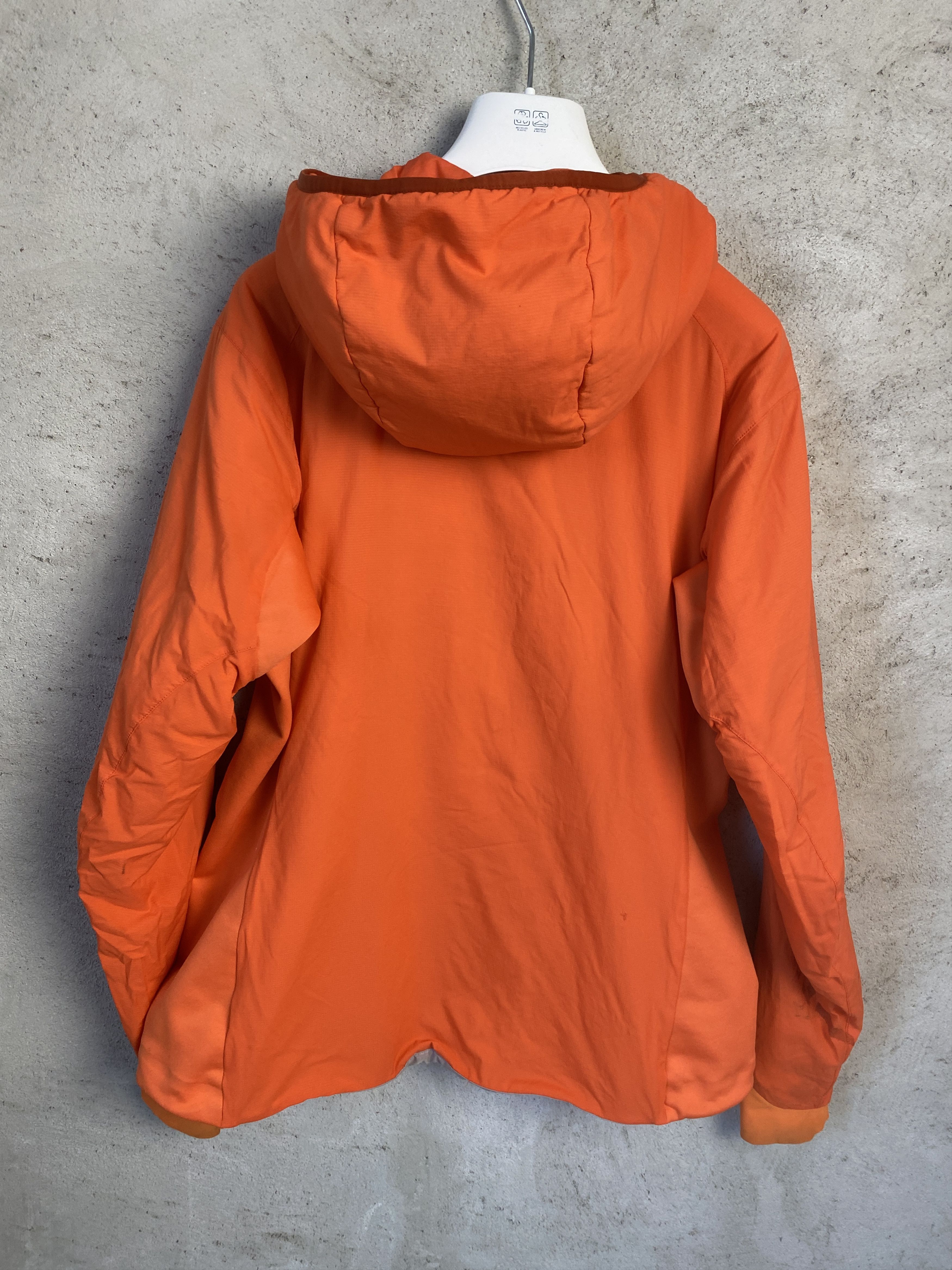 Arc'teryx Arc'teryx Atom LT Hoody Womens jacket gorpcore Size L / US 10 / IT 46 - 8 Thumbnail