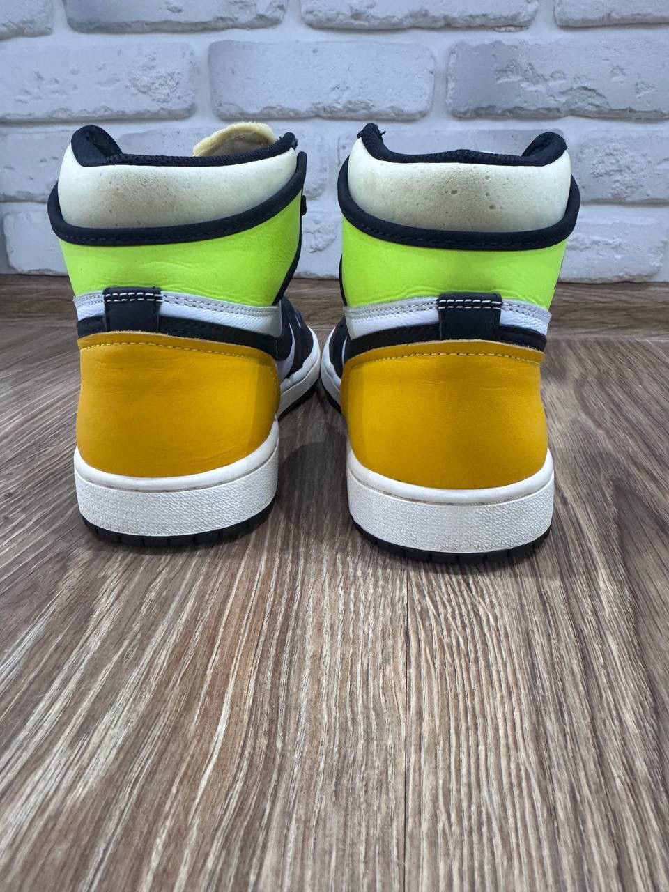 Nike Nike Air Jordan 1 Retro High OG Size 41 US 8 Size US 8 / EU 41 - 11 Thumbnail