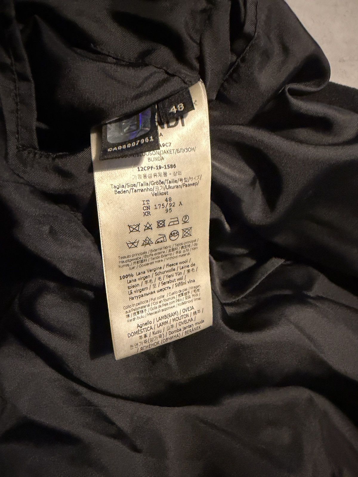Fendi Fendi Logo collar bomber jacket Size US M / EU 48-50 / 2 - 8 Thumbnail