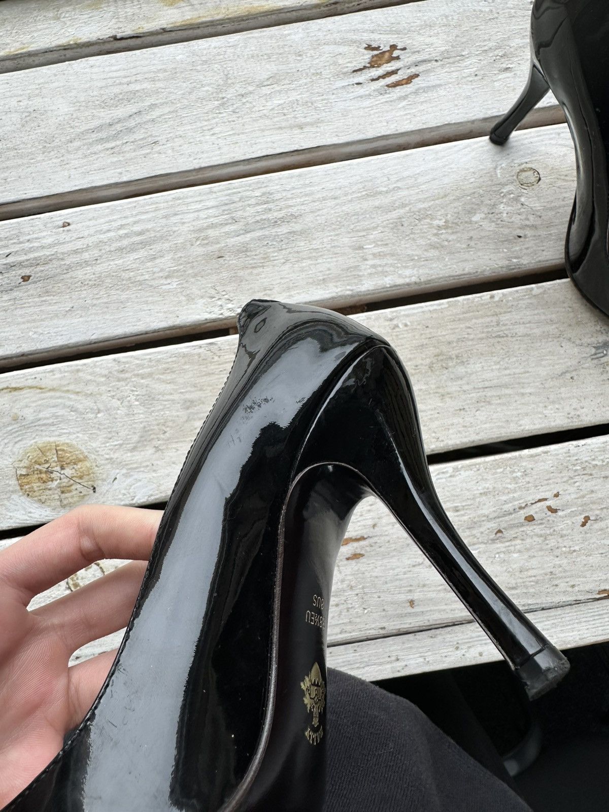 Bally LUXURY 🚨 BALLY VNTG HEELS WOMEN BLACK GOLD LUXURY RARE Size US 8 / IT 38 - 9 Thumbnail