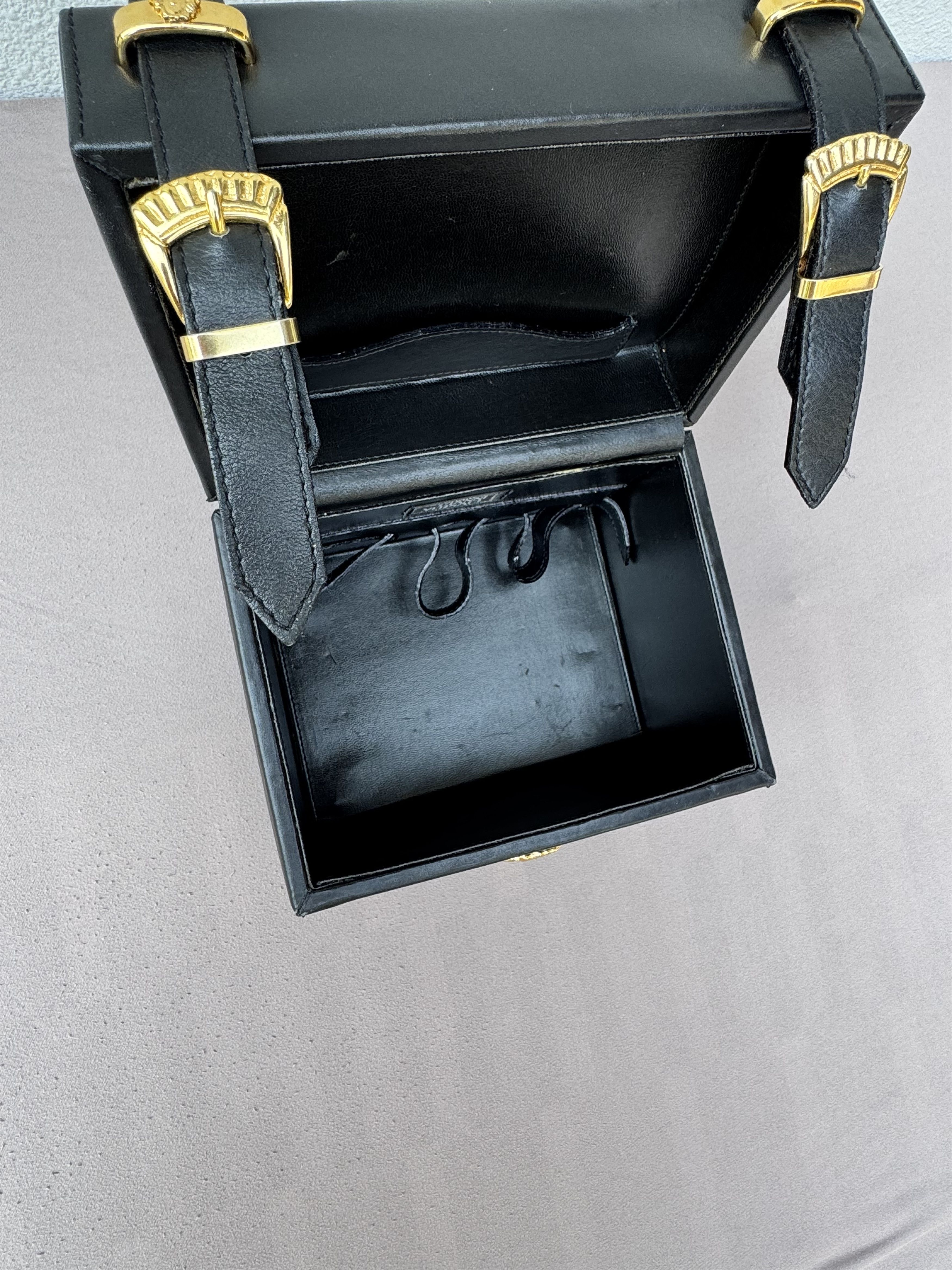 Versace Gianni Versace Couture Medusa Vanity Bag Size ONE SIZE - 21 Thumbnail