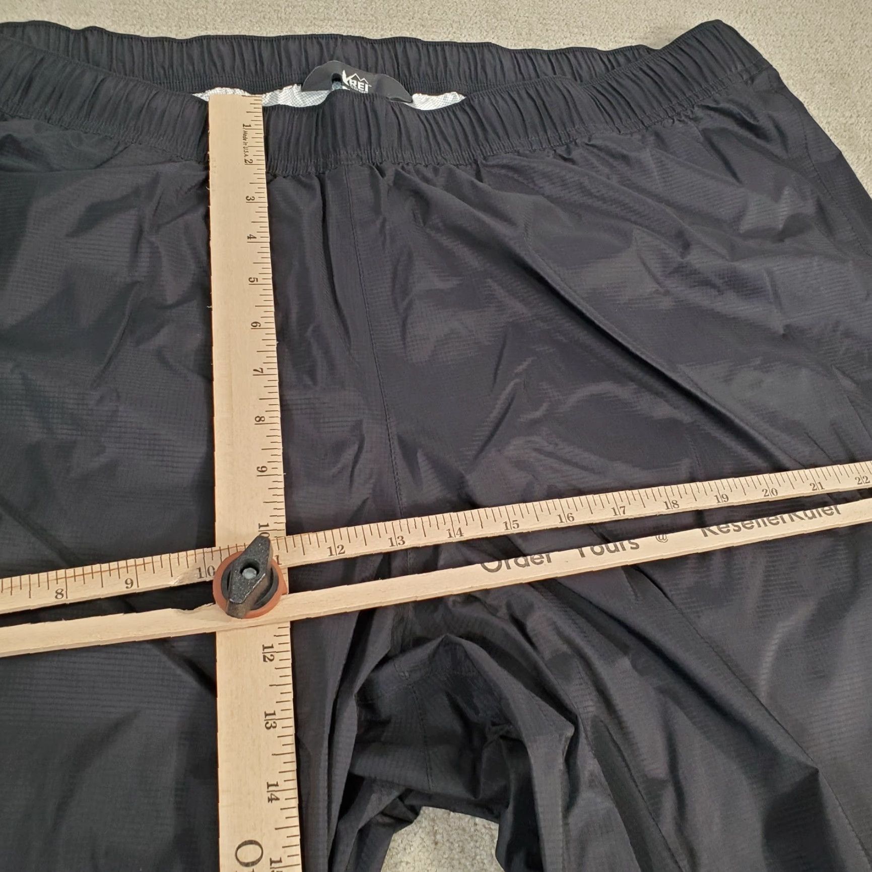 Vintage REI Co Op Waterproof Pants Mens XL Black Nylon Hiking Logo Windbreaker Pants Size US 36 / EU 52 - 5 Thumbnail