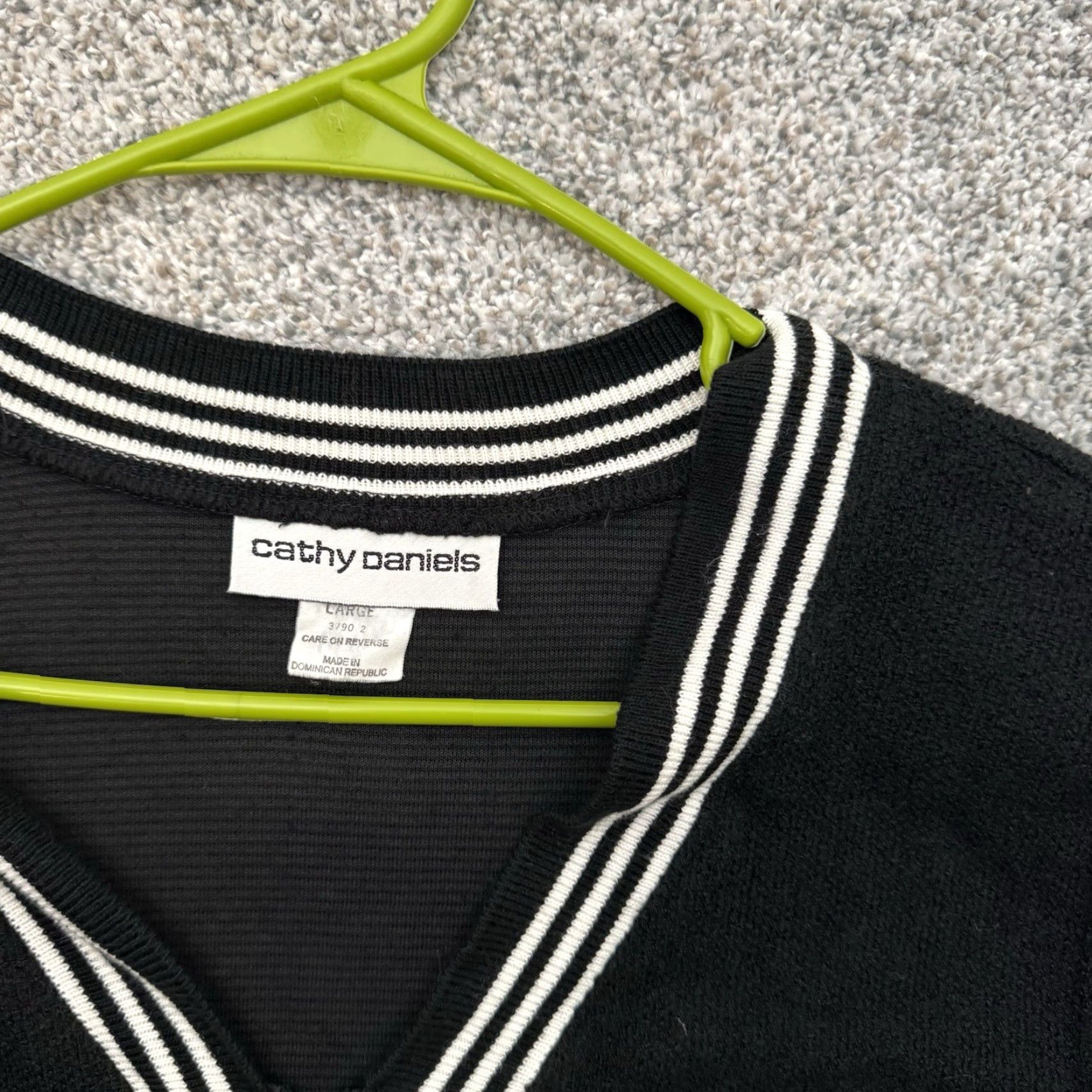 Vintage VINTAGE Cathy Daniels Full Zip Sweater Large Womens Knit Black 90s Y2K Preppy Office Grandmacore Winter Fall Womens Size L / US 10 / IT 46 - 5 Thumbnail