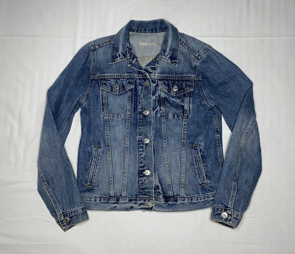 Gap Women’s Denim Jacket – 1969 Collection – Size M Size M / US 6-8 / IT 42-44 - 1 Thumbnail