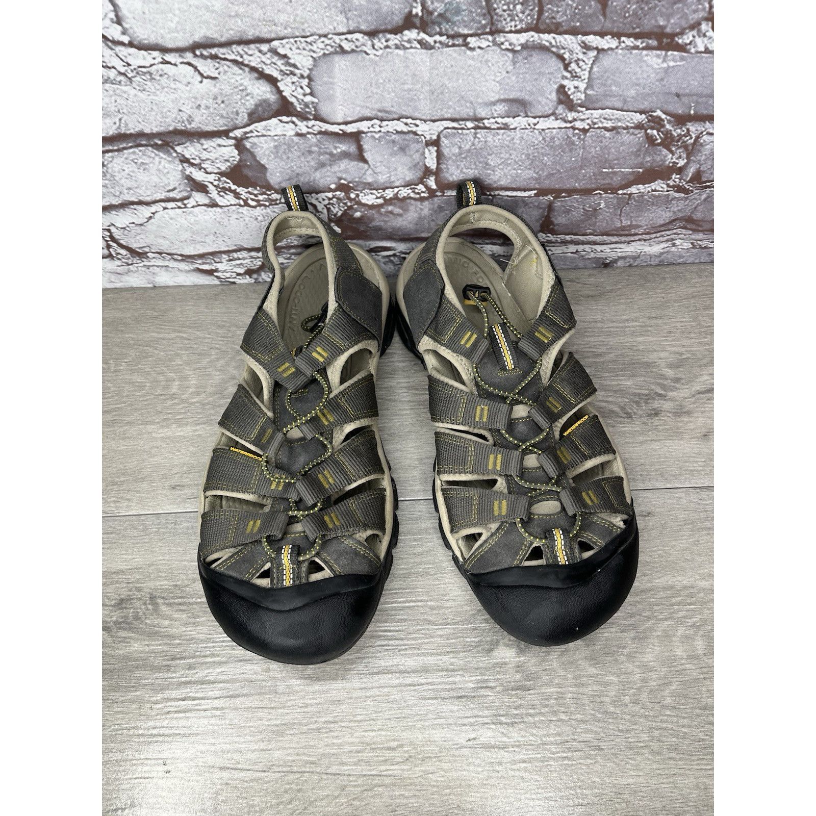 KEEN KEEN Newport H2 Gray Textile Hiking Waterproof Sandals Men S Size US 12 / EU 45 - 19 Thumbnail