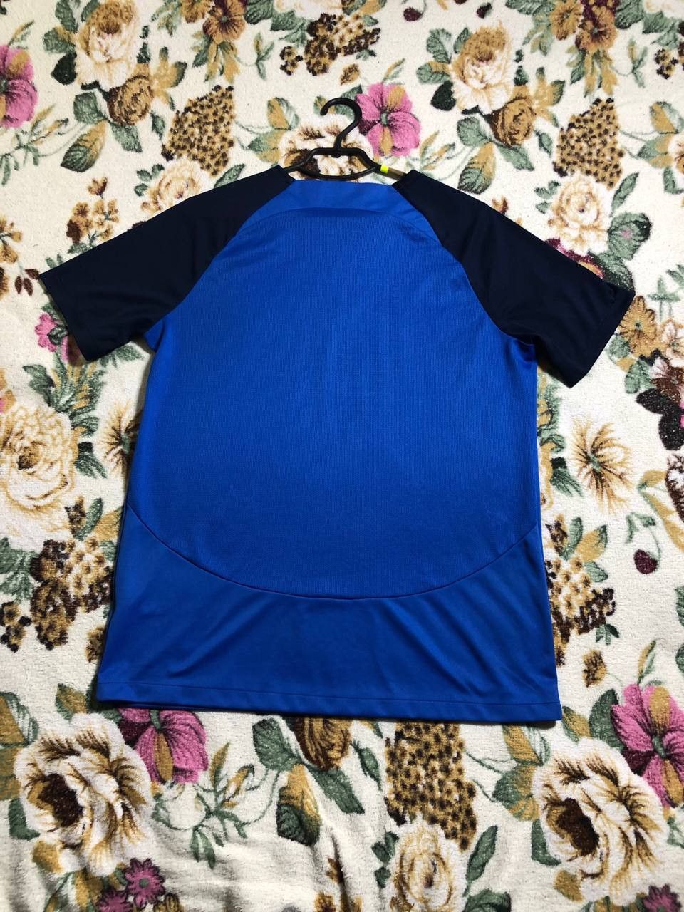Nike Portsmouth Nike Academy Issued Football training Shirt Size US L / EU 52-54 / 3 - 10 Thumbnail