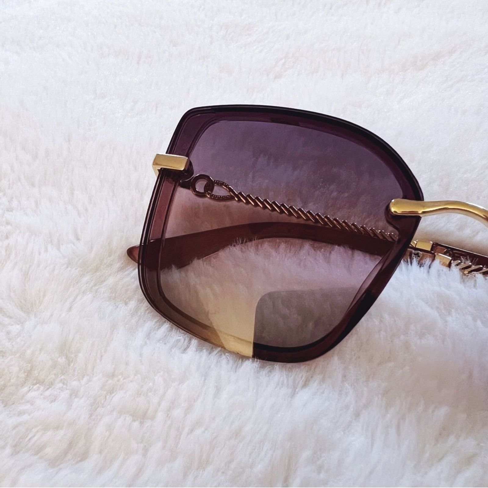 Other Gia Clear Dark Purple Chain Link Oversized Sunglasses Size ONE SIZE - 11 Thumbnail