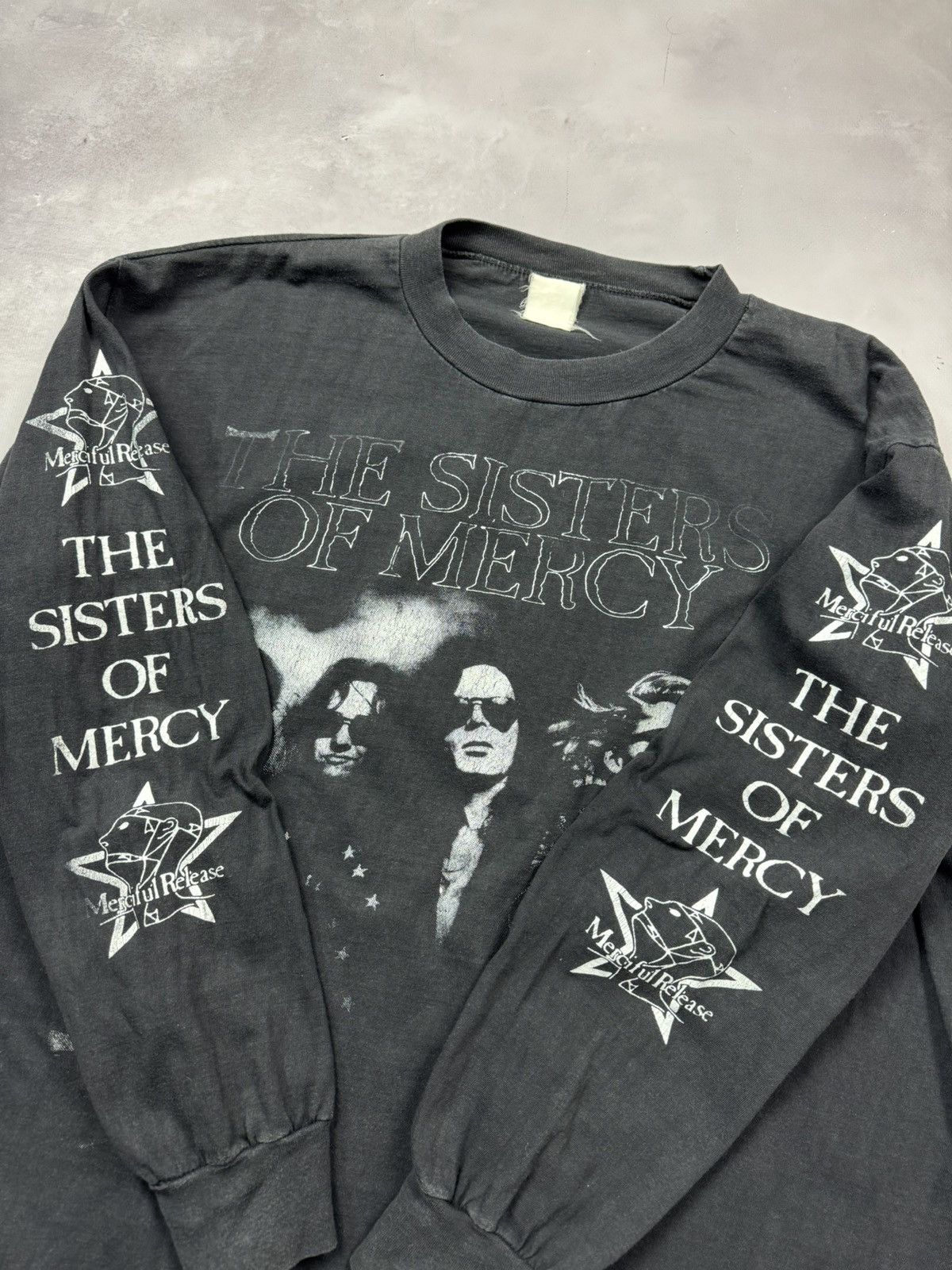Vintage 90s Sisters Of Mercy Merciful Release L/S Tee(Faded Blk/XL) Size US XL / EU 56 / 4 - 2 Thumbnail
