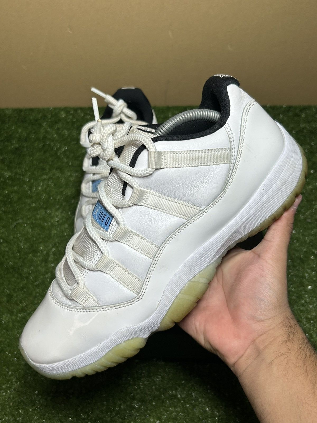 Jordan Brand Jordan 11 low Legend Blue Size US 10 / EU 43 - 2 Thumbnail