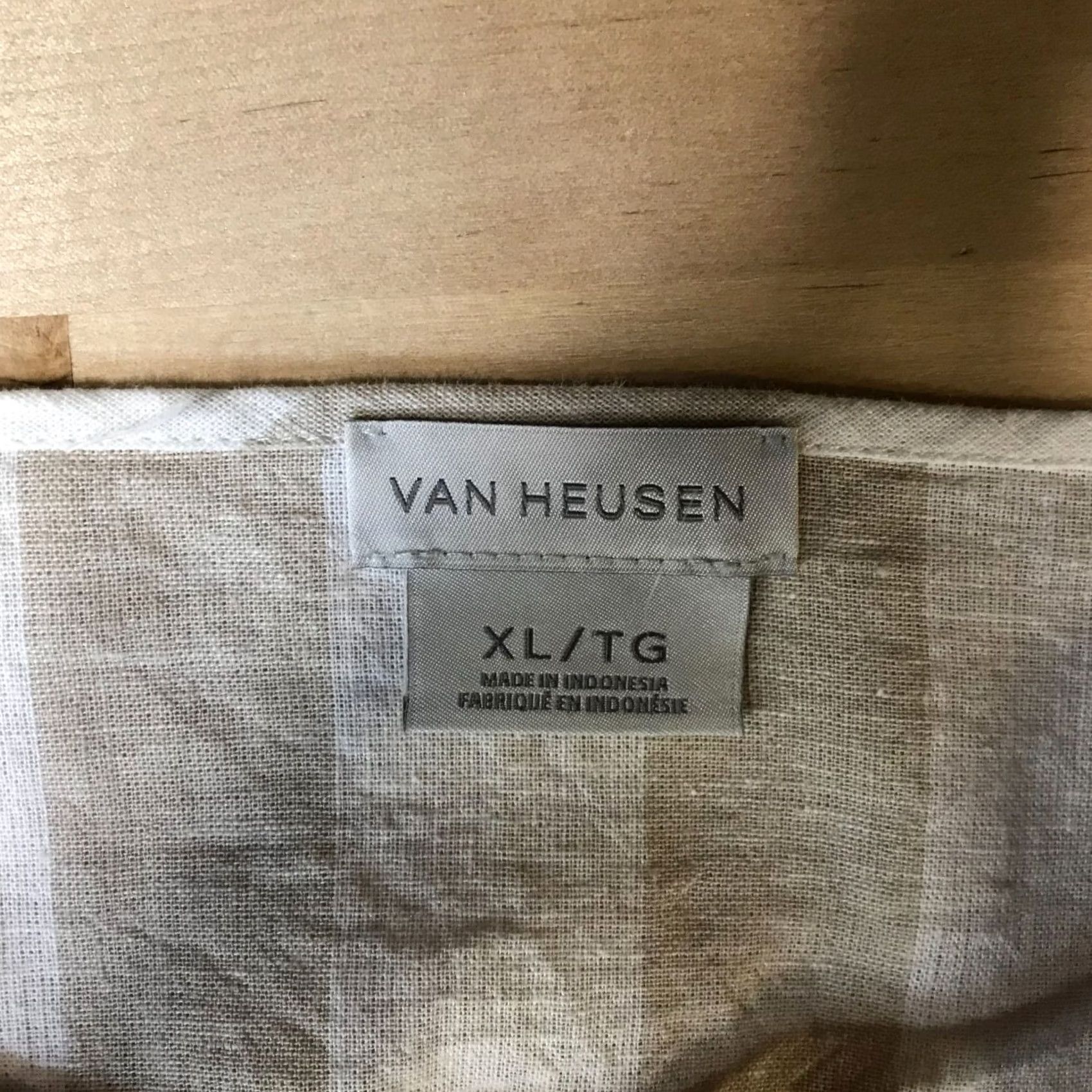 Van Heusen VAN HEUSEN WOMEN'S XL TAN/WHITE STRIPE 3/4 SLEEVE V NECK LINEN BLEND TOP Size XL / US 12-14 / IT 48-50 - 7 Thumbnail