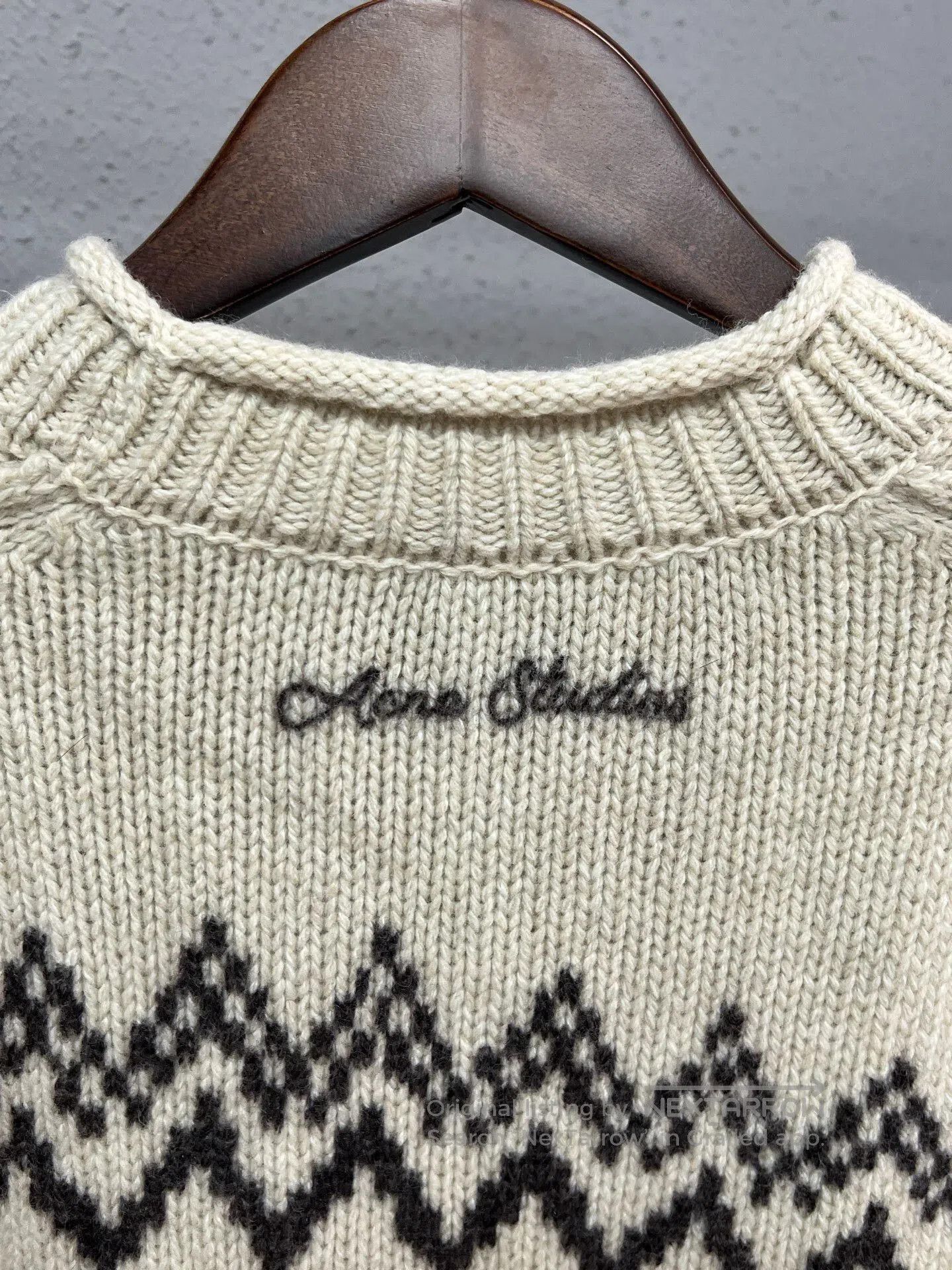 Acne Studios acne studios small dog bow sweater. Size S / US 4 / IT 40 - 3 Thumbnail
