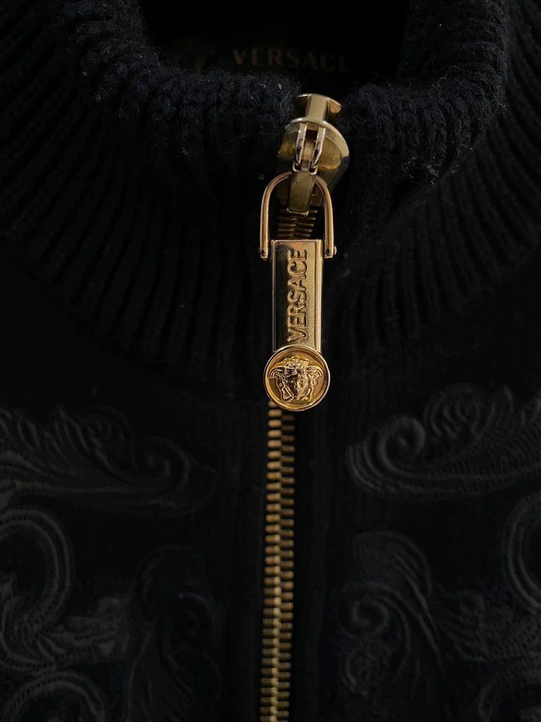 Versace Versace Genuine sweater jacket Size US L / EU 52-54 / 3 - 7 Thumbnail