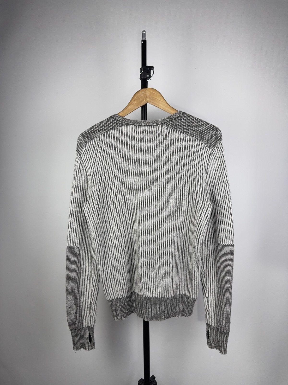 Armani Exchange × Vintage Rare Vintage Armani Sweater Mini Logo Y2k Size US S / EU 44-46 / 1 - 4 Thumbnail