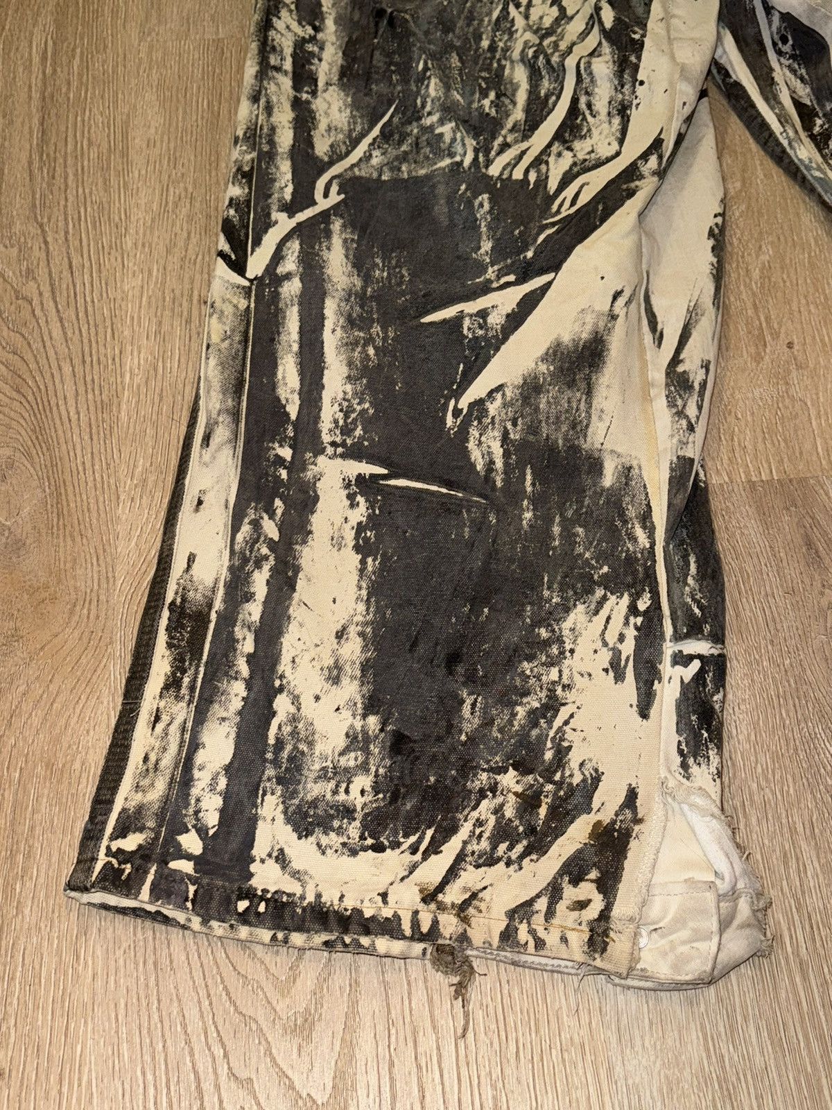 Other distressed workwear paint art reference archive 1 of 1 33x32 Size US 33 - 17 Thumbnail