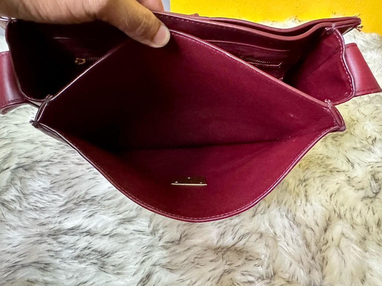 Bottega Veneta Authentic Bottega Veneta Nappa Medium Marie Bordeaux Leather Size ONE SIZE - 8 Thumbnail