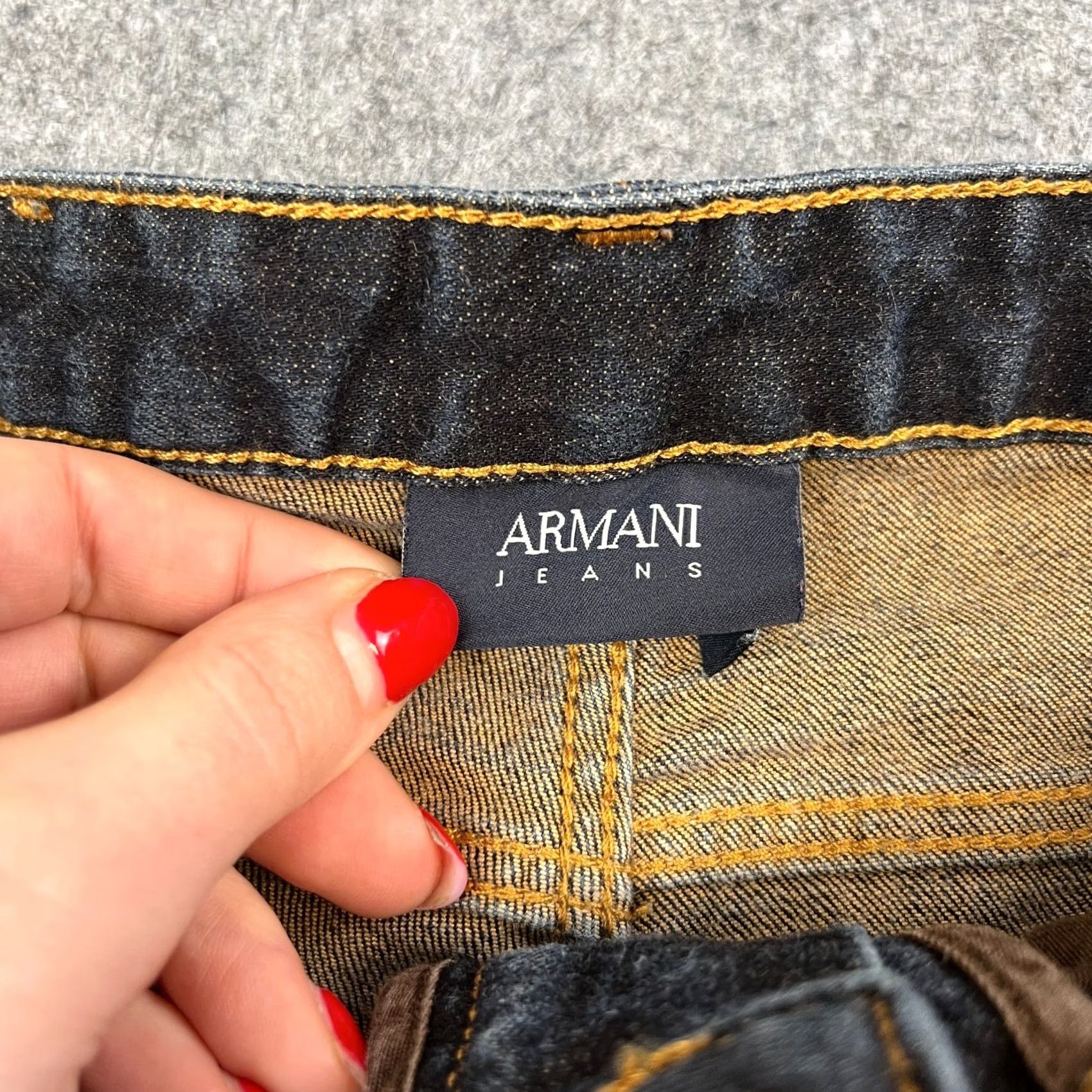 Vintage Armani Jeans Jeans Slim Skinny 30 Dark Wash Blue Stretch J06 GA Men Size US 30 / EU 46 - 7 Thumbnail