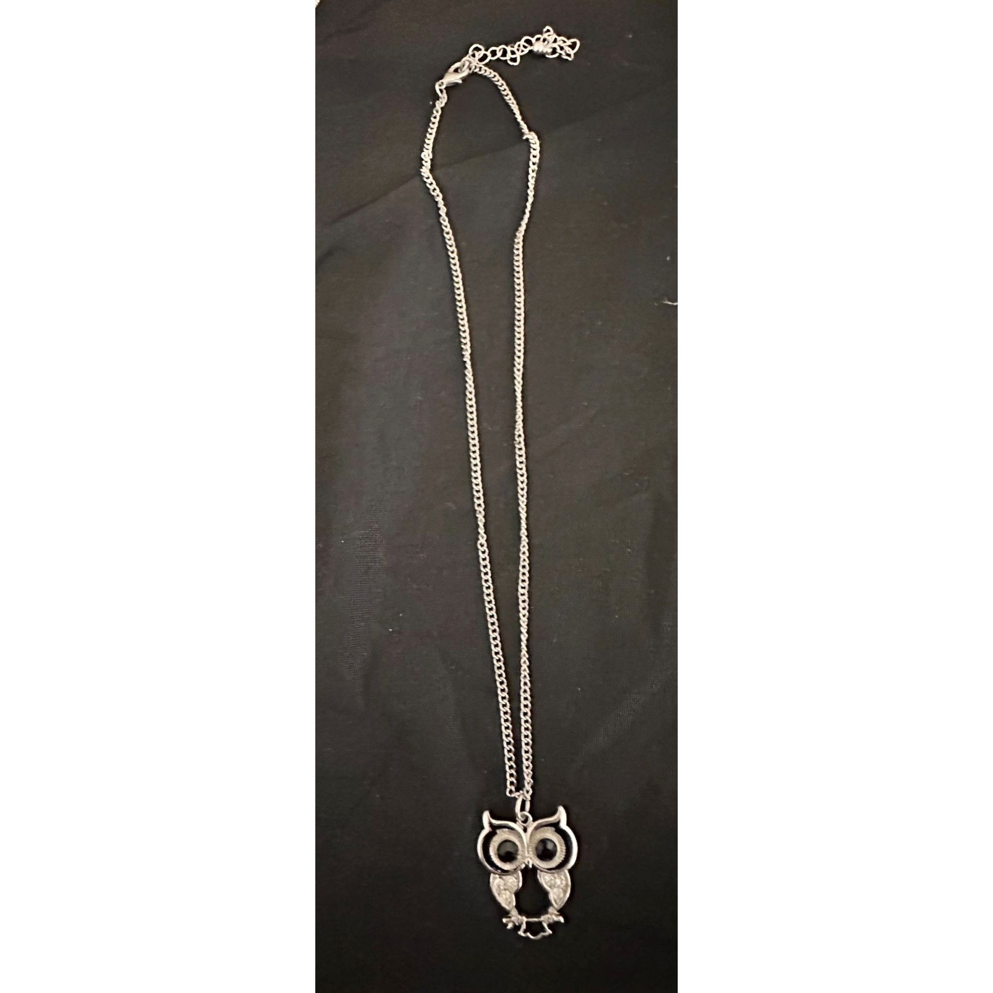 Vintage Vintage Owl Necklace Pendant 18 in Chain Crystals Chi Omega Size ONE SIZE - 4 Thumbnail