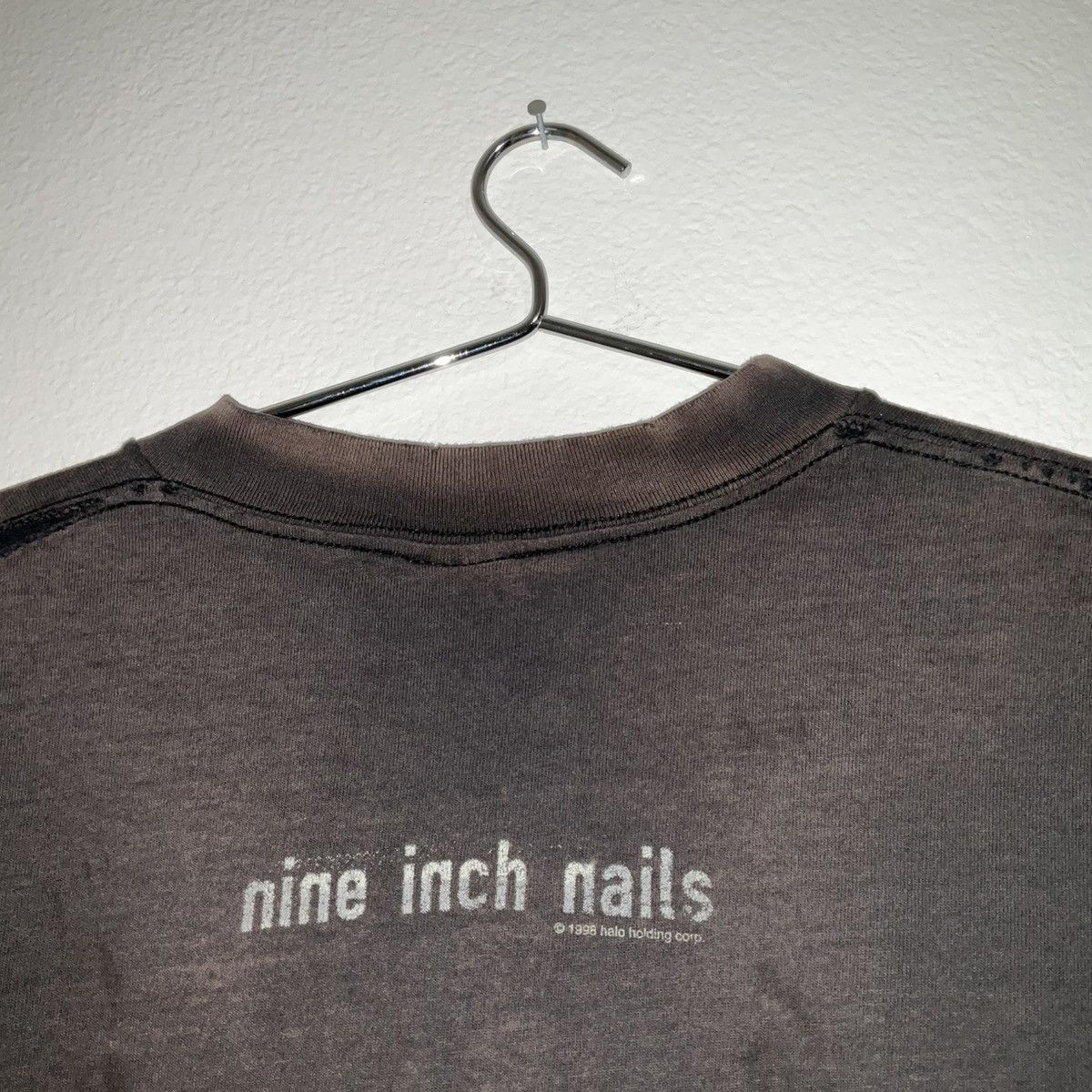 Band Tees Vintage Nine Inch Nails T-shirt Size US XL / EU 56 / 4 - 4 Thumbnail