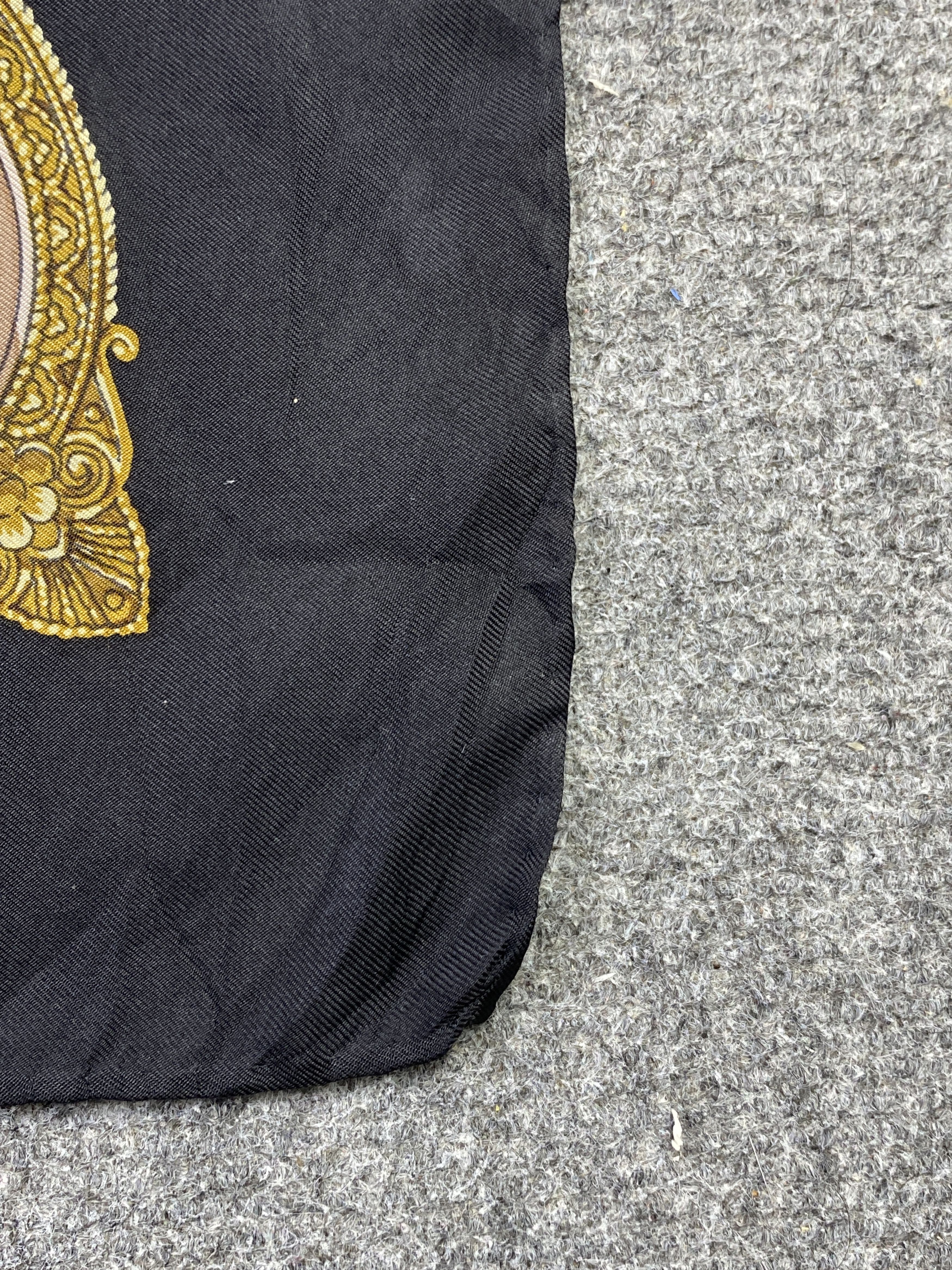 Trussardi Vintage Trussardi Silk Scarf / Silk Shawl SN0279 Size ONE SIZE - 5 Thumbnail