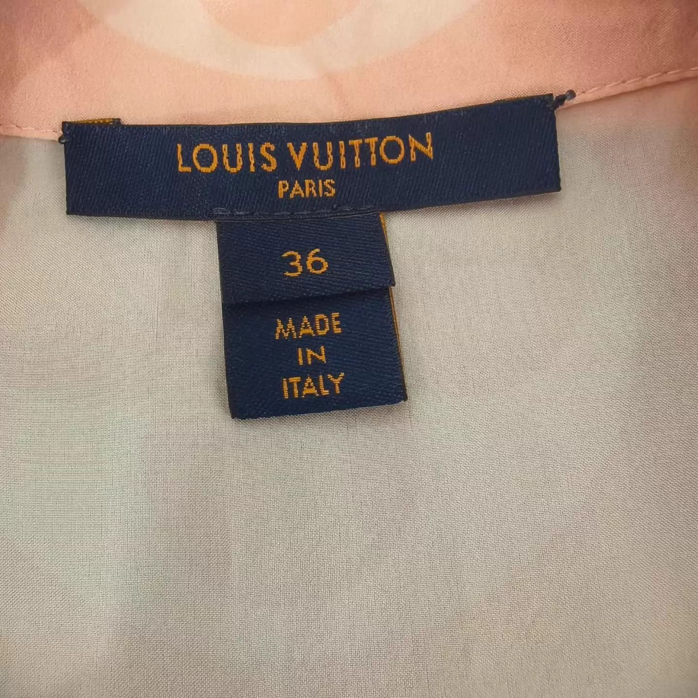 Louis Vuitton LV Monogram Silk Short-Sleeve Shirt 36 Size XS / US 0-2 / IT 36-38 - 3 Thumbnail