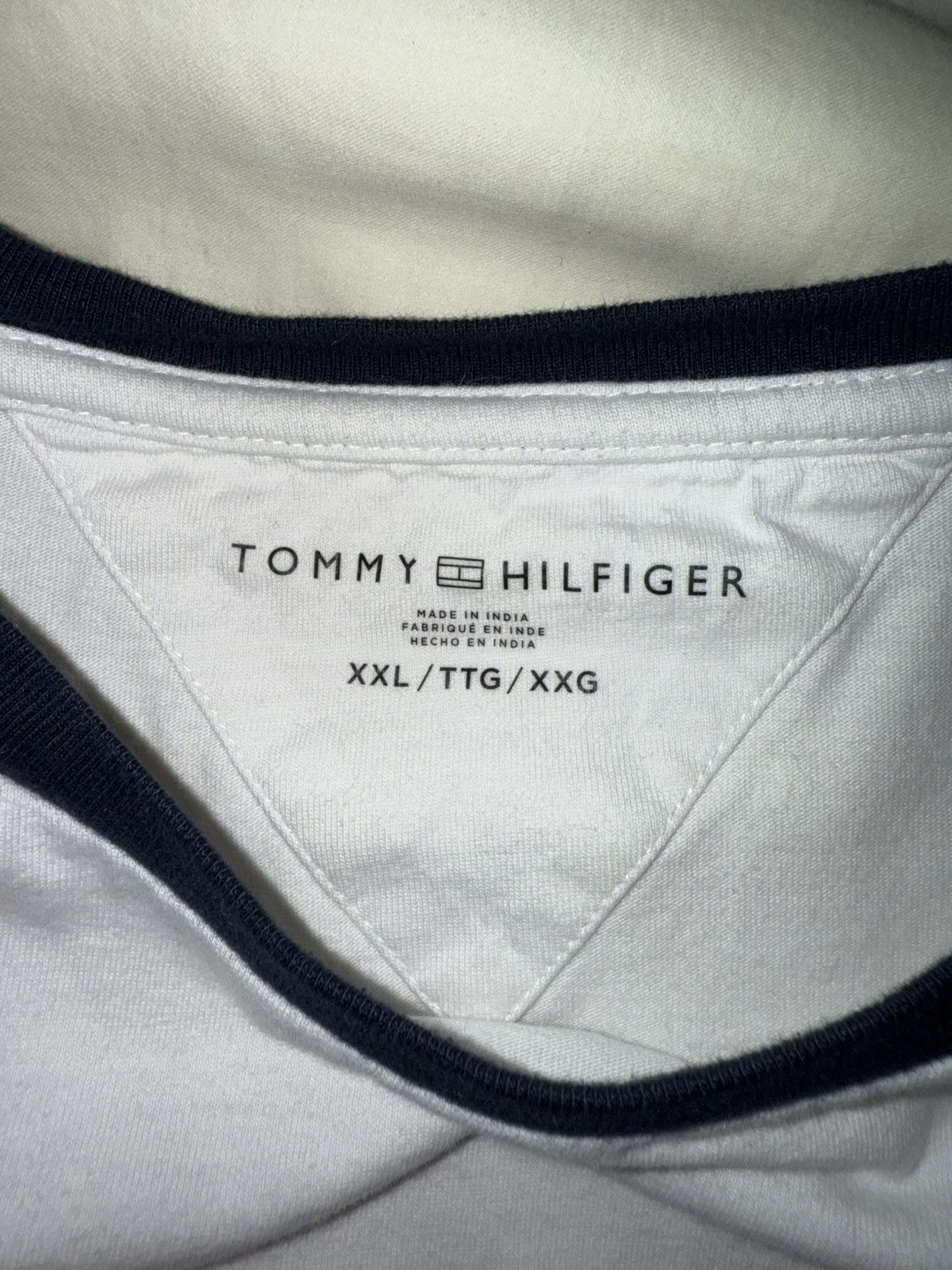 Tommy Hilfiger Tommy Hilfiger XXL White Tee Embroidered Size US XXL / EU 58 / 5 - 3 Thumbnail