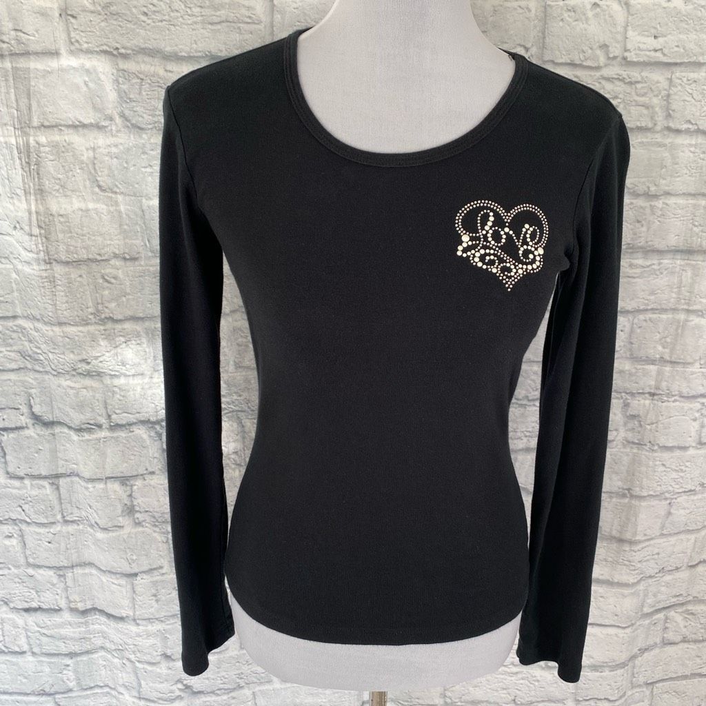 Other Women scoopneck Longsleeve black top w/studded Love on front Size S / US 4 / IT 40 - 1 Thumbnail
