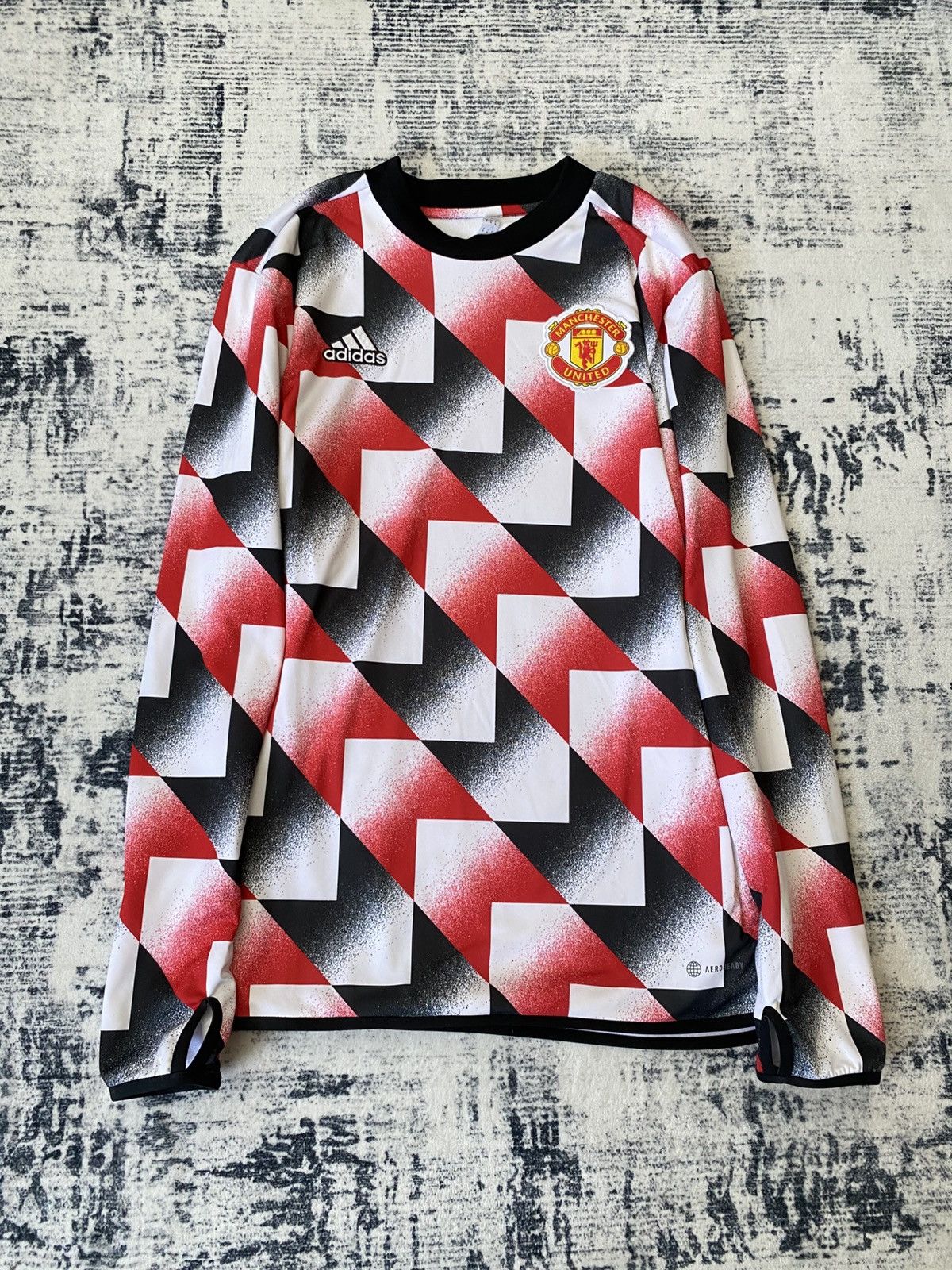 Adidas Manchester United 2022/23 Pre-Match L/S Jersey Size US M / EU 48-50 / 2 - 1 Thumbnail
