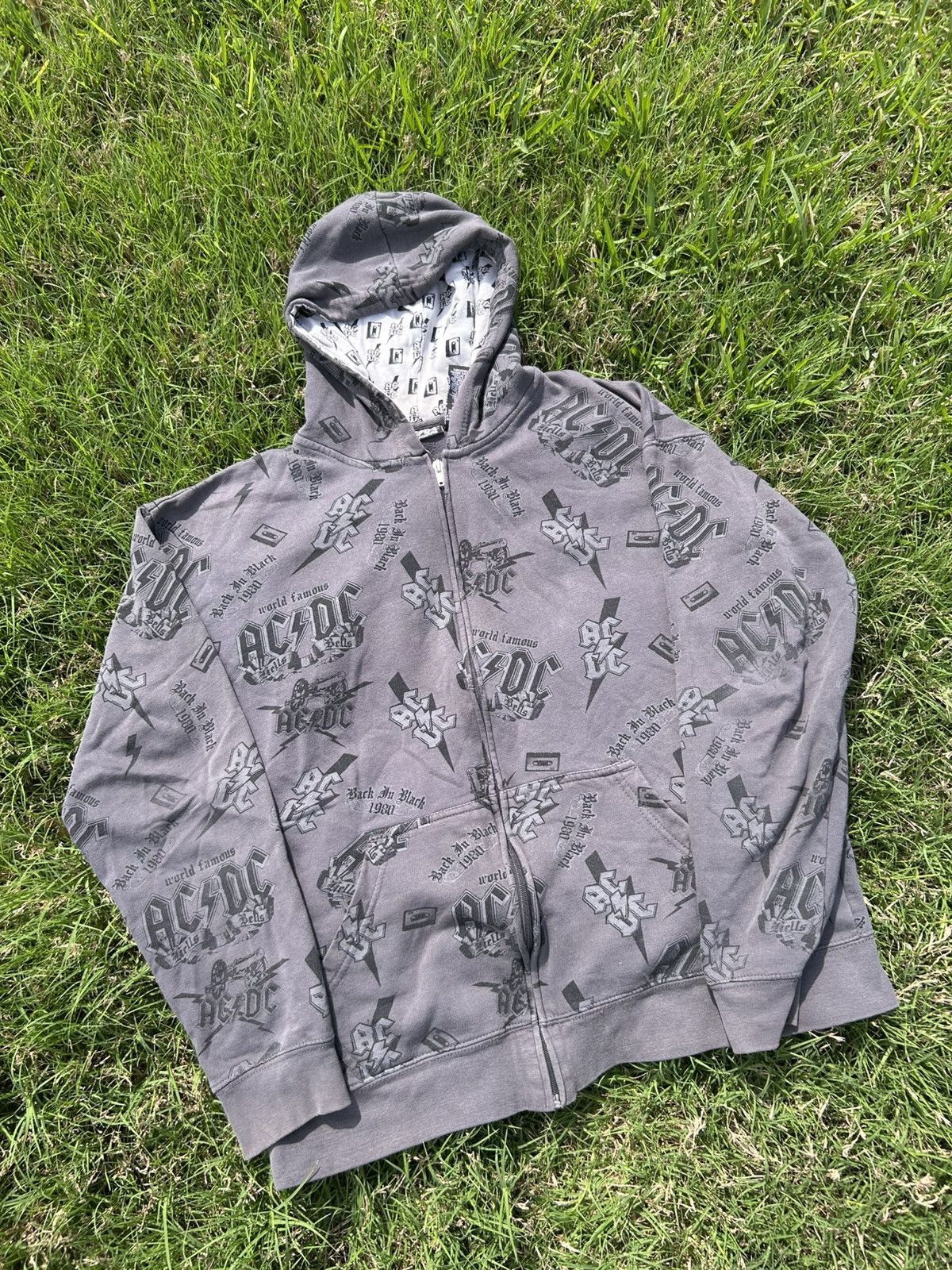 AC/DC Vintage Y2K Rocawear All Over Print Ac/Dc Black On Black Size US L / EU 52-54 / 3 - 1 Thumbnail