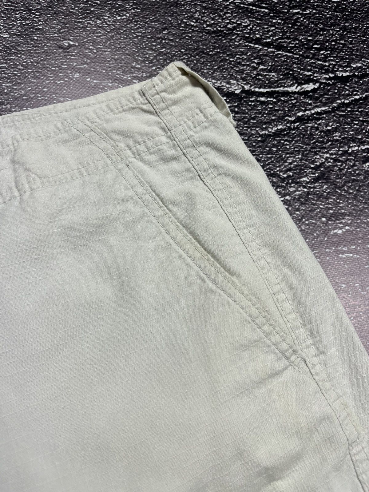 Mossimo Beige Cargo Shorts Vintage Mossimo Supply Co Size US 38 / EU 54 - 5 Thumbnail