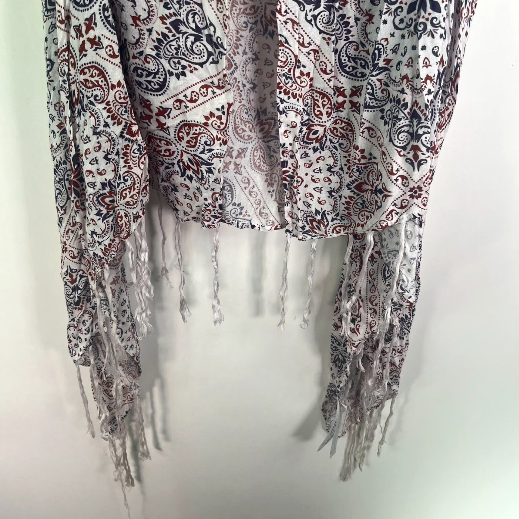 Ariat Ariat Texas Heat Floral Kimono Vest Womens One Size Multicolor Fringe Lightweight Casual Aztec Size ONE SIZE - 4 Thumbnail