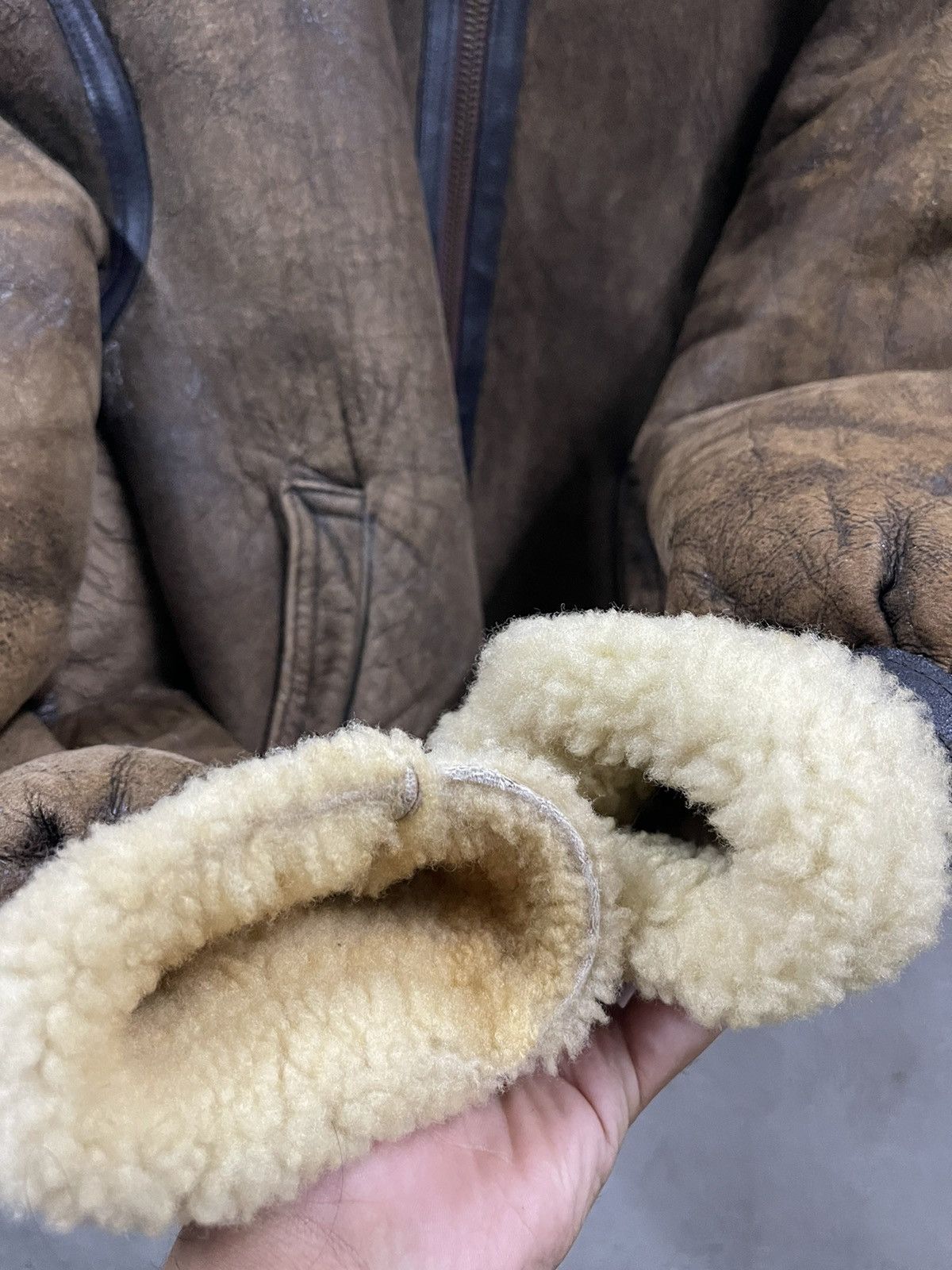 Avirex Vintage 1986 Avirex B-3 Shearling Sheepskin Flight Jacket Size US S / EU 44-46 / 1 - 6 Thumbnail