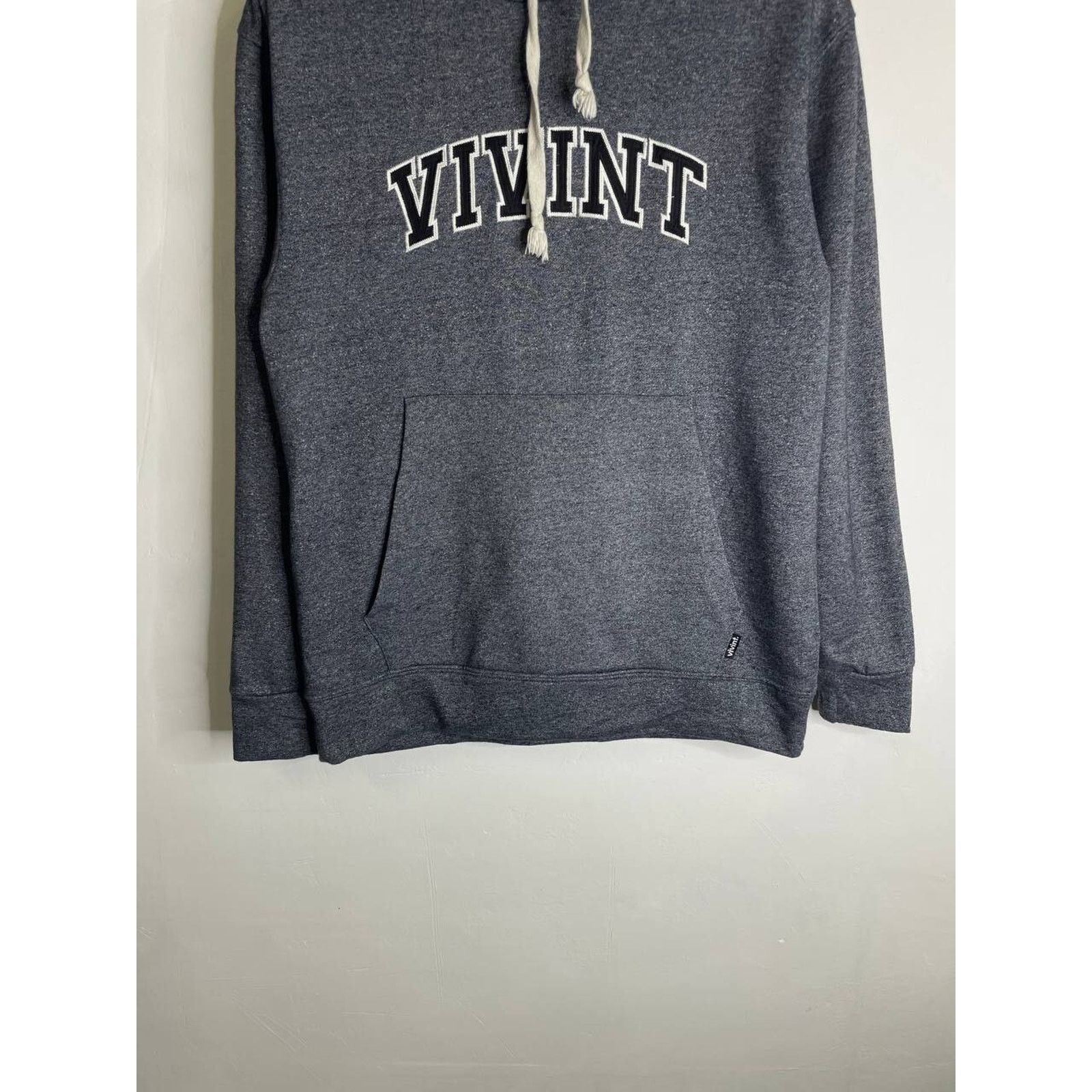 Vintage Vintage Vivint Charcoal Gray Pullover Hoodie Medium Size US M / EU 48-50 / 2 - 4 Thumbnail