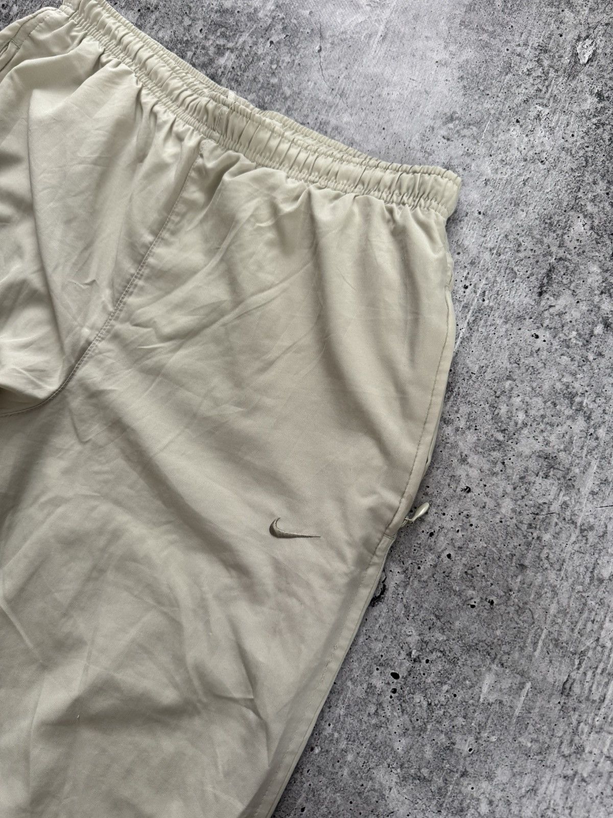 Nike Nike Vintage Nylon TrackPants Joggers Y2K Drill Beige Size S Size US 32 / EU 48 - 3 Thumbnail
