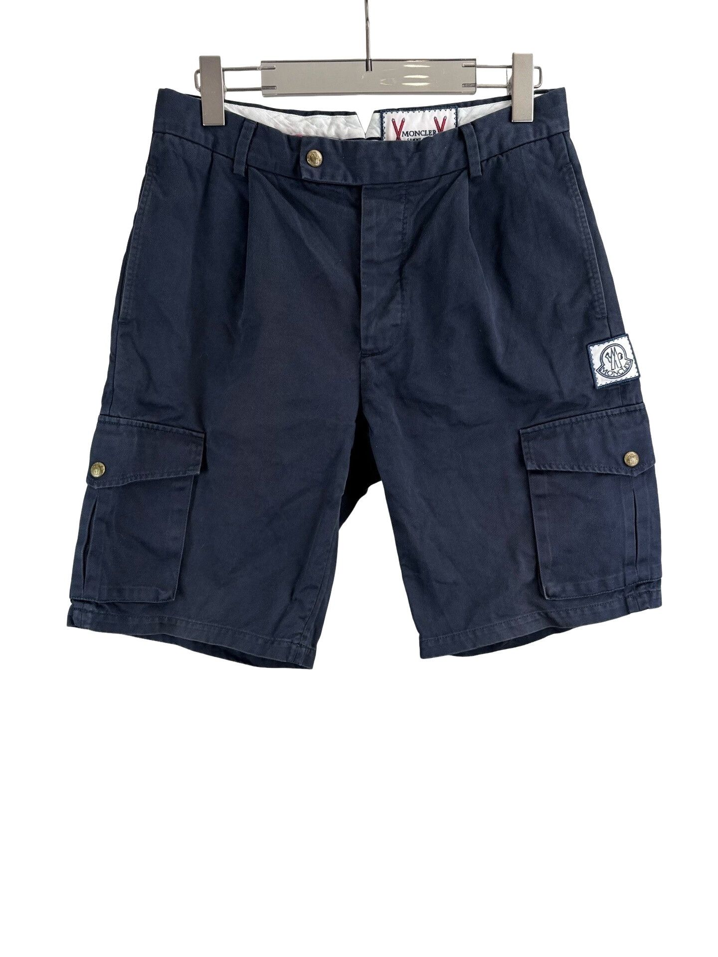 Moncler Moncler Gamme Bleu Navy Cargo Shorts 1 Size US 31 - 1 Thumbnail