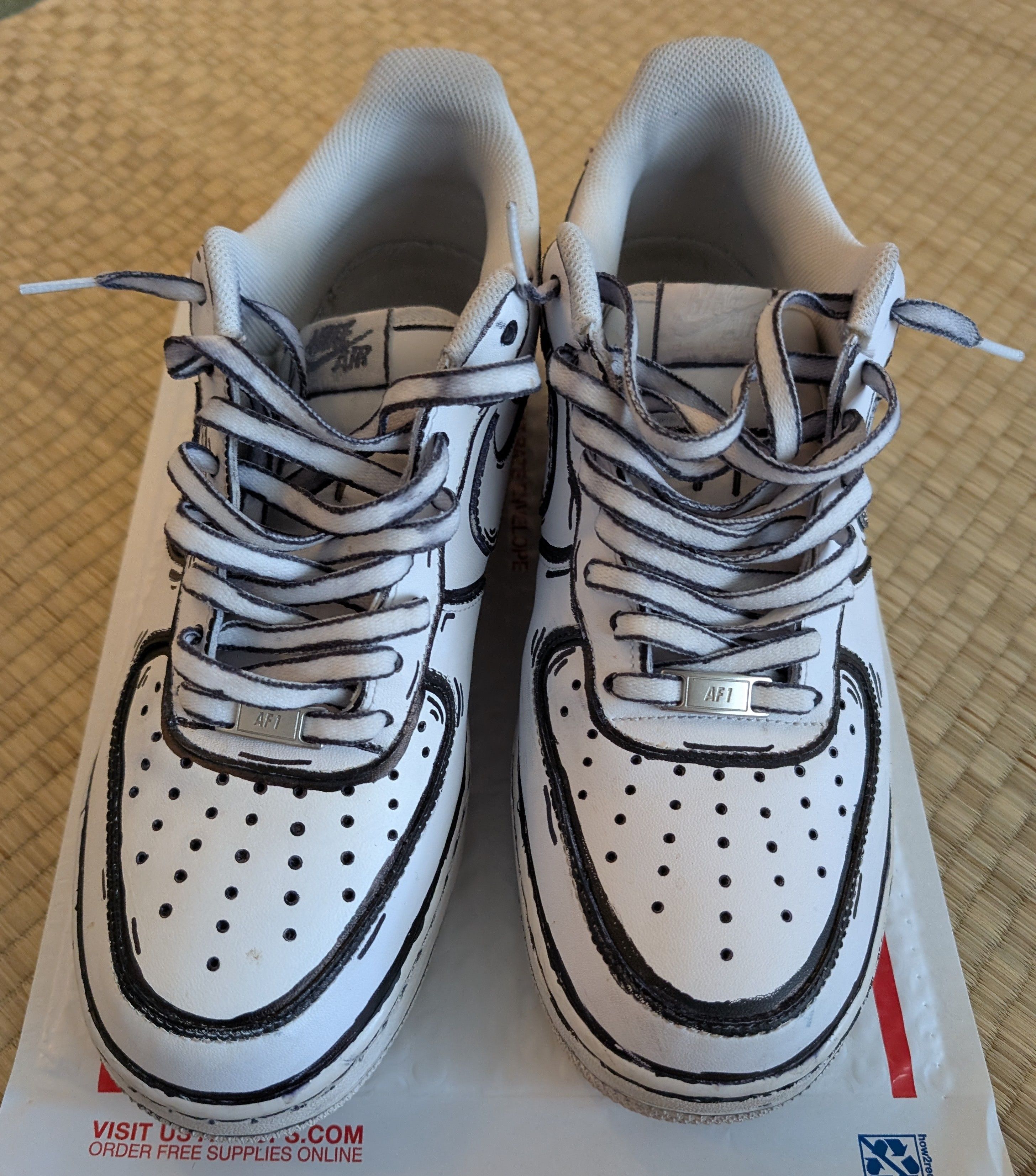 Nike AF1 Air Force One 315122-111 Cartoon Stencil Sneakers