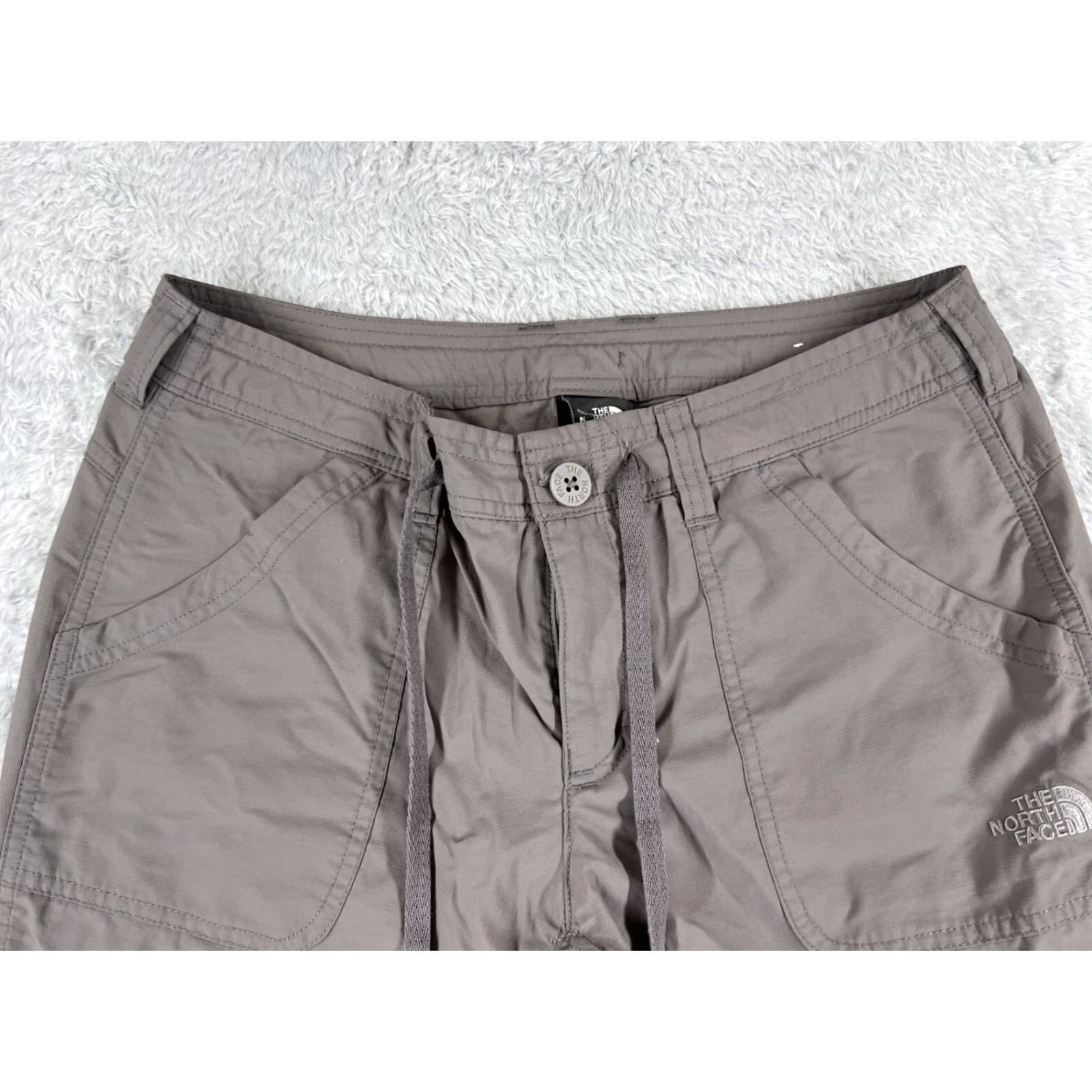 The North Face The North Face Pants Womens Capri 6 Gray 100% Nylon Bush Pockets Hiking Camping Womens Size 28" / US 6 / IT 42 - 4 Thumbnail